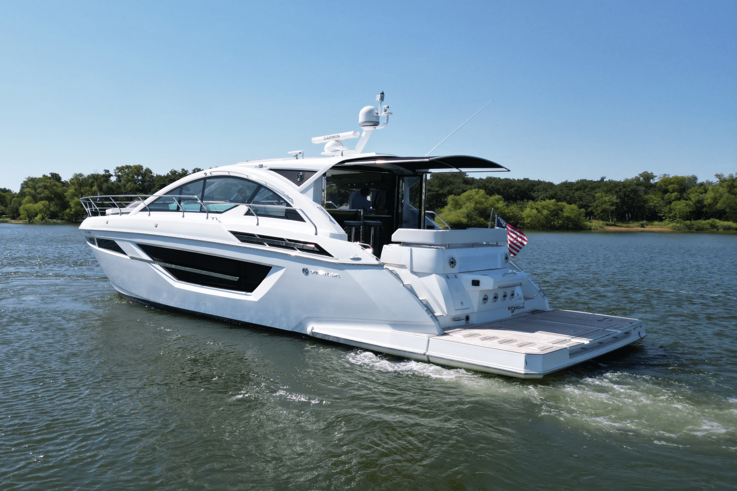 2020 Cruisers Yachts 50 CANTIUS Image Thumbnail #3