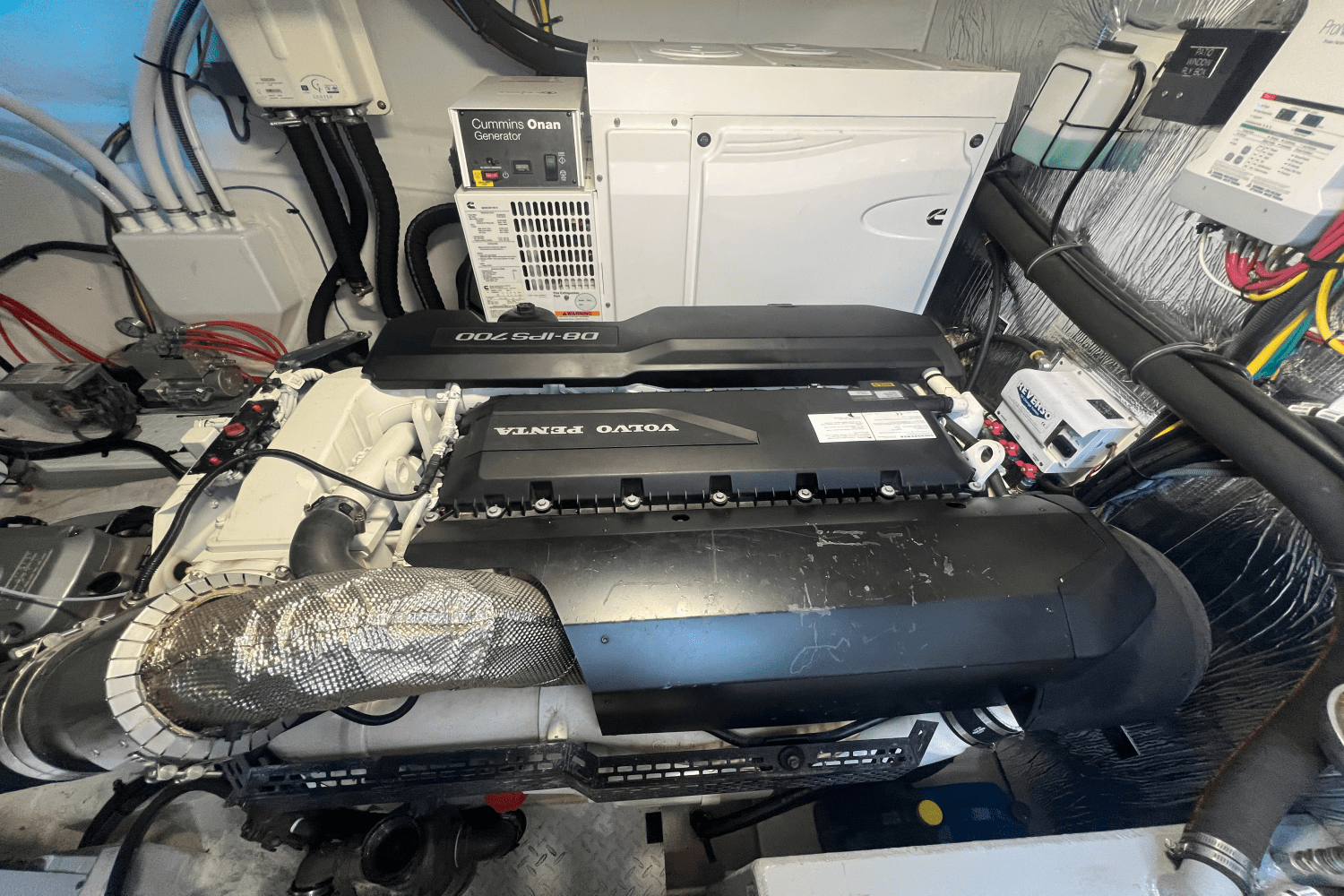 2020 Cruisers Yachts 50 CANTIUS Image Thumbnail #92