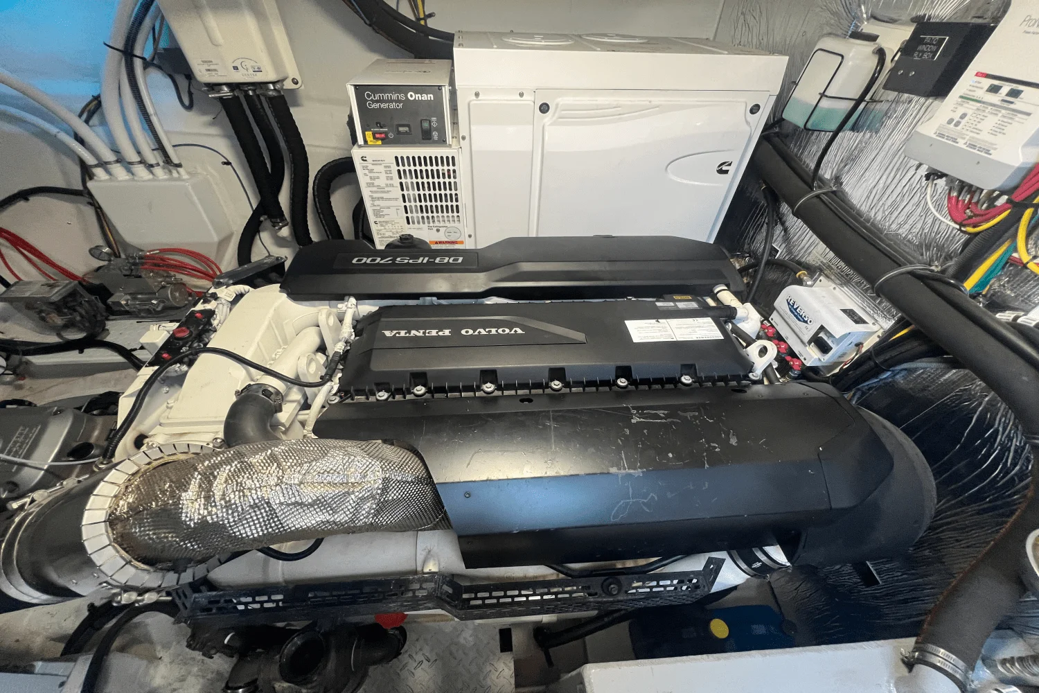 2020 Cruisers Yachts 50 CANTIUS Image Thumbnail #92