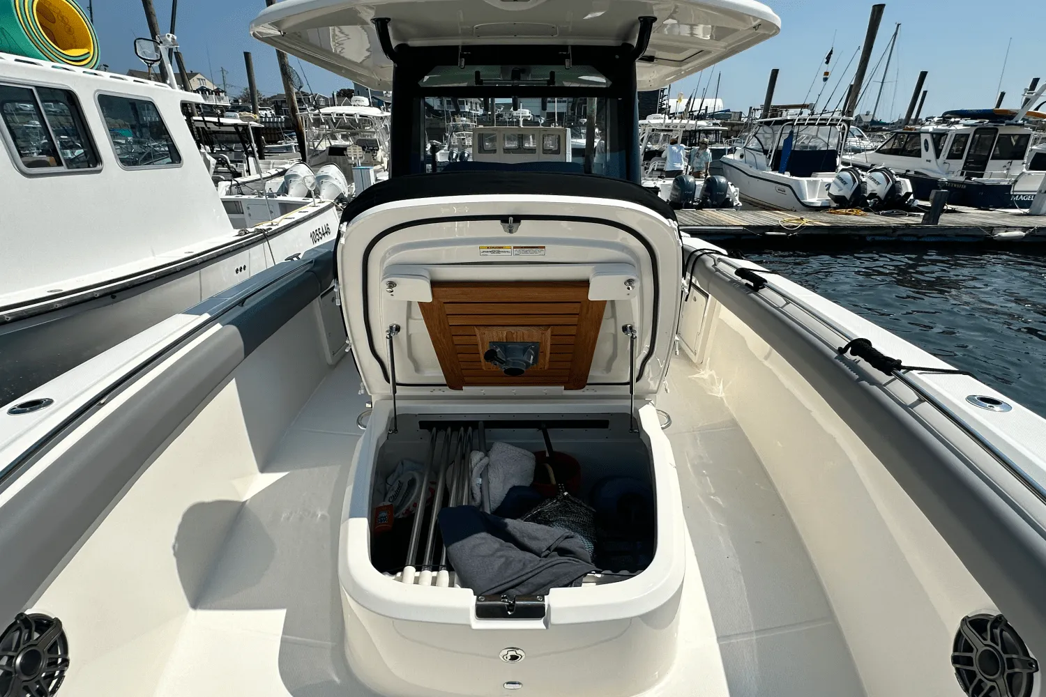 2023 Boston Whaler 330 OUTRAGE Image Thumbnail #30