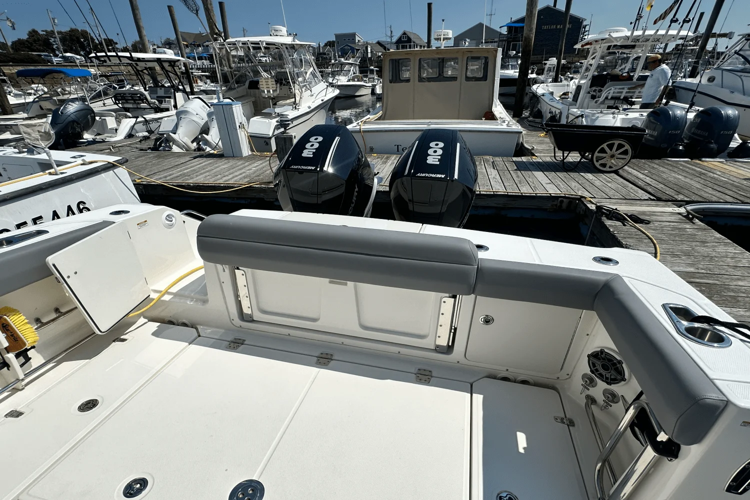 2023 Boston Whaler 330 OUTRAGE Image Thumbnail #11