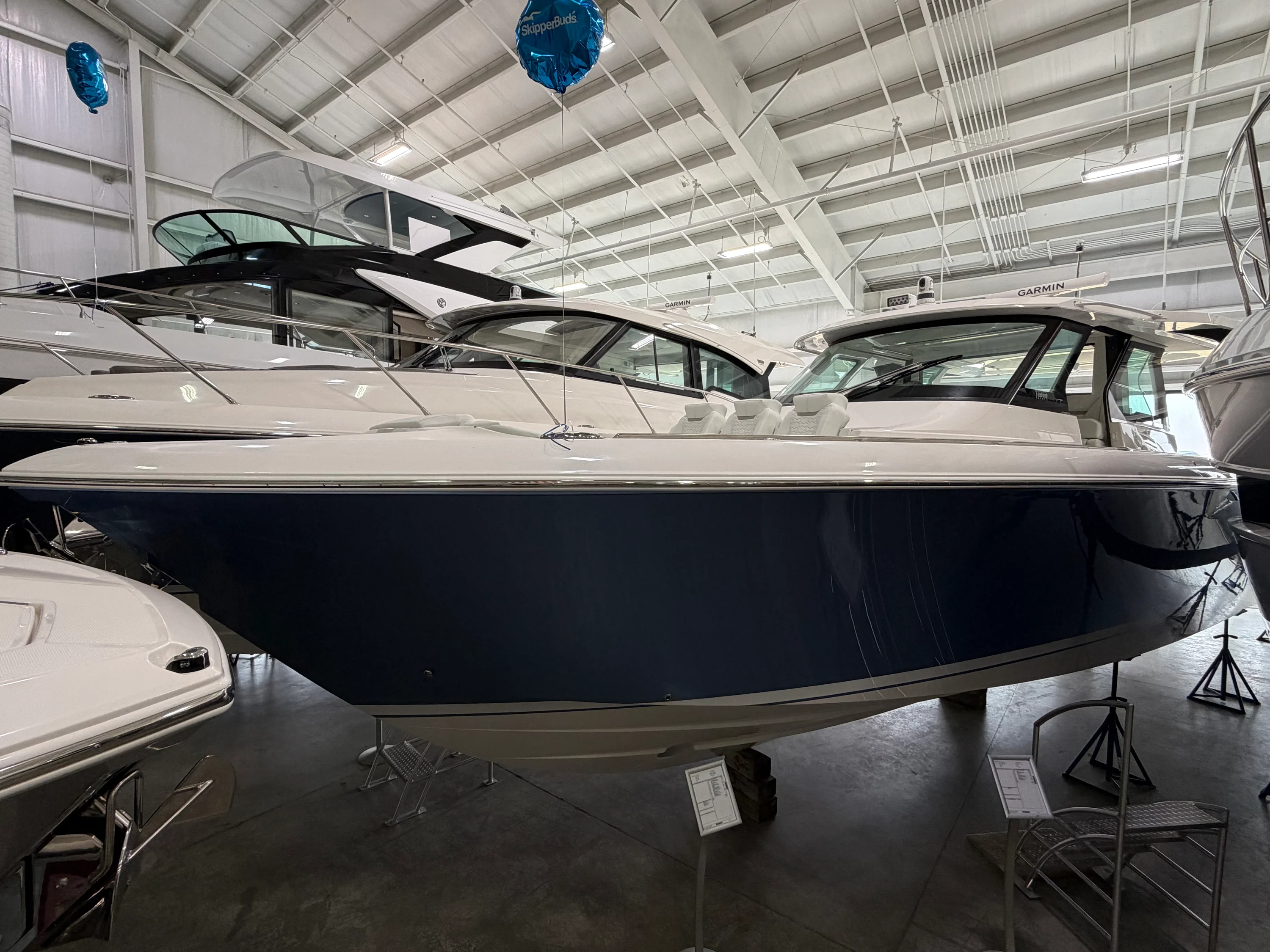 2026 Tiara Yachts 48LS Image Thumbnail #10