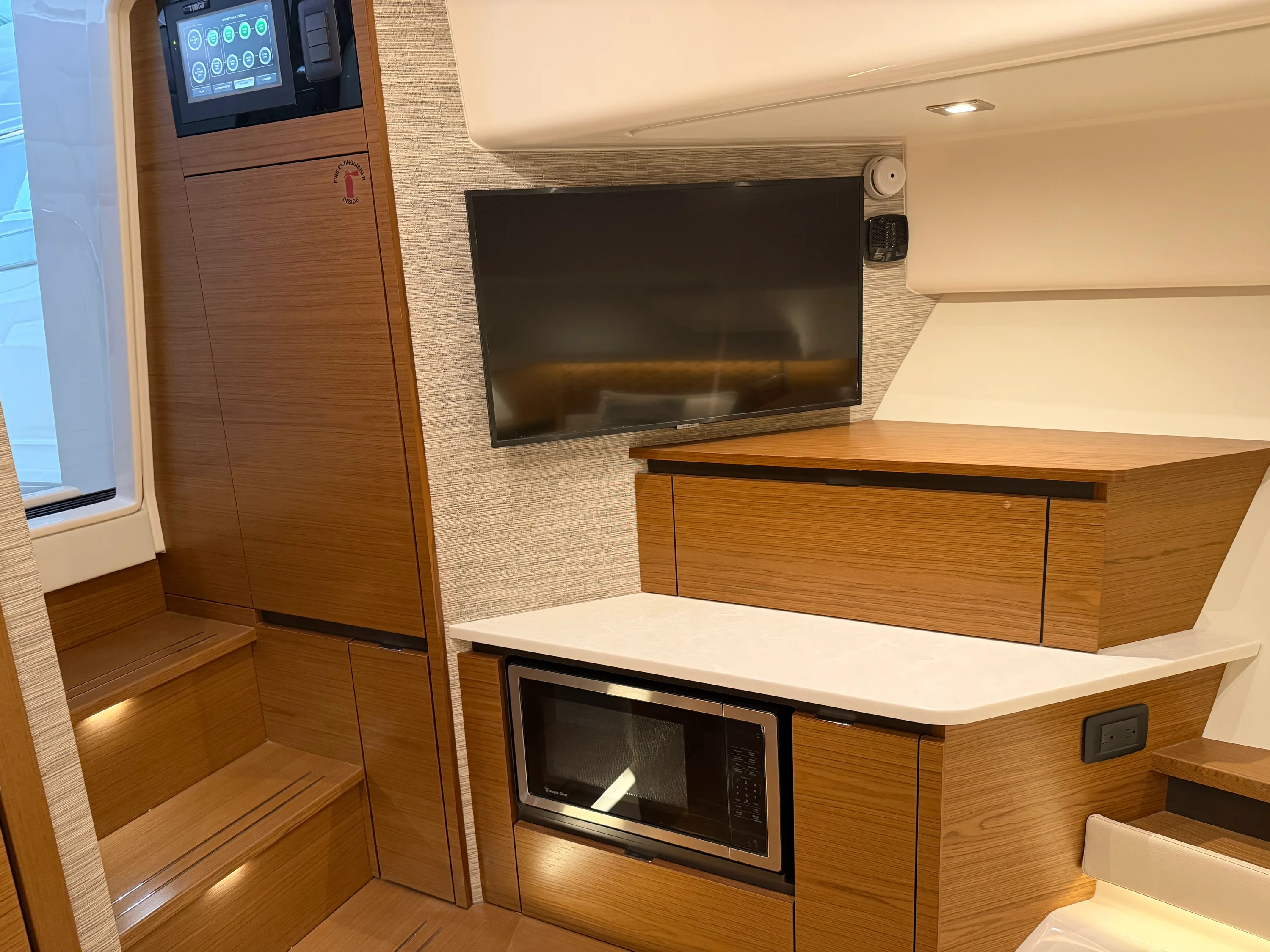 2026 Tiara Yachts 48LS Image Thumbnail #25