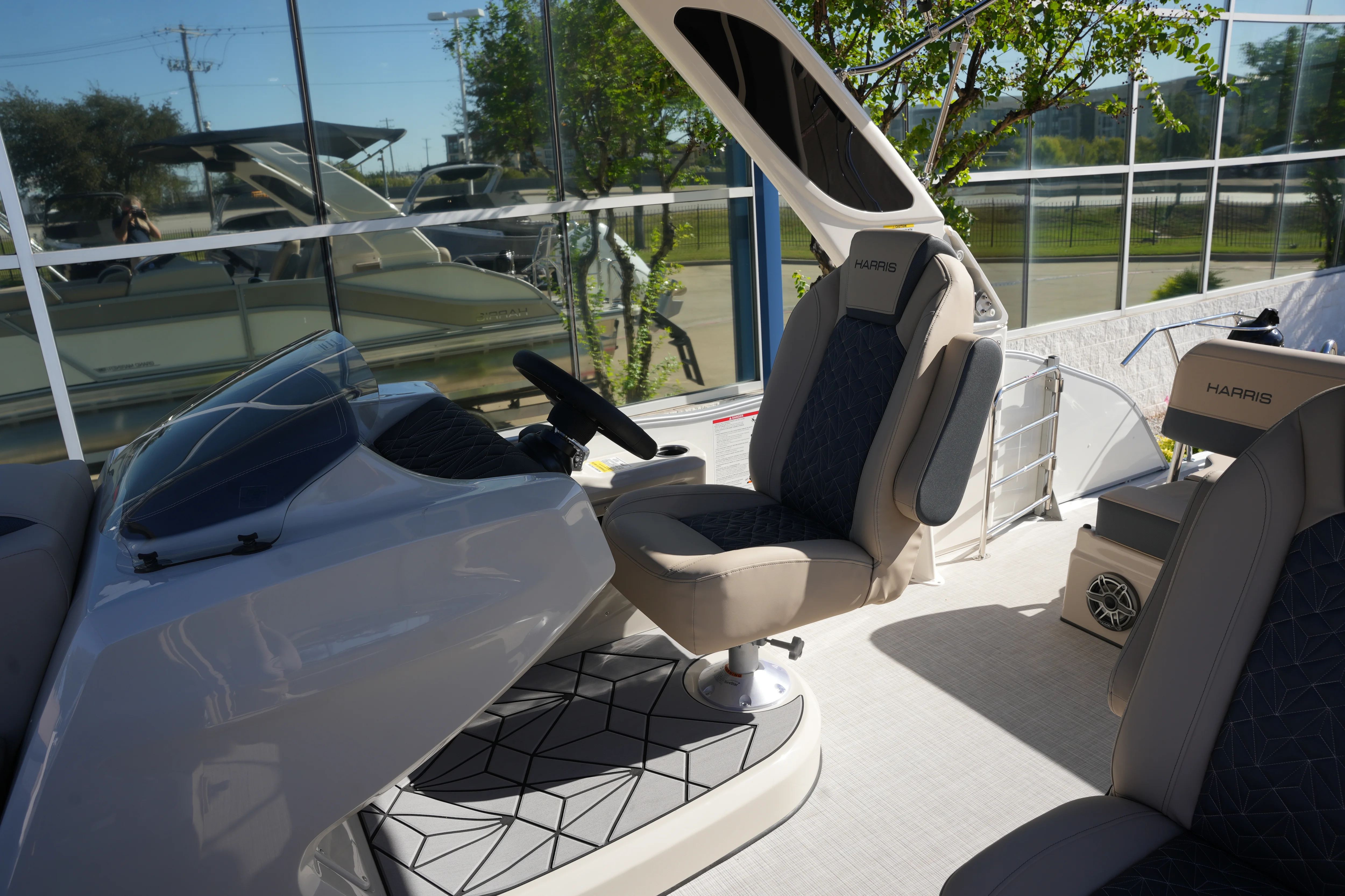 2026 Harris Grand Mariner 230 Image Thumbnail #20