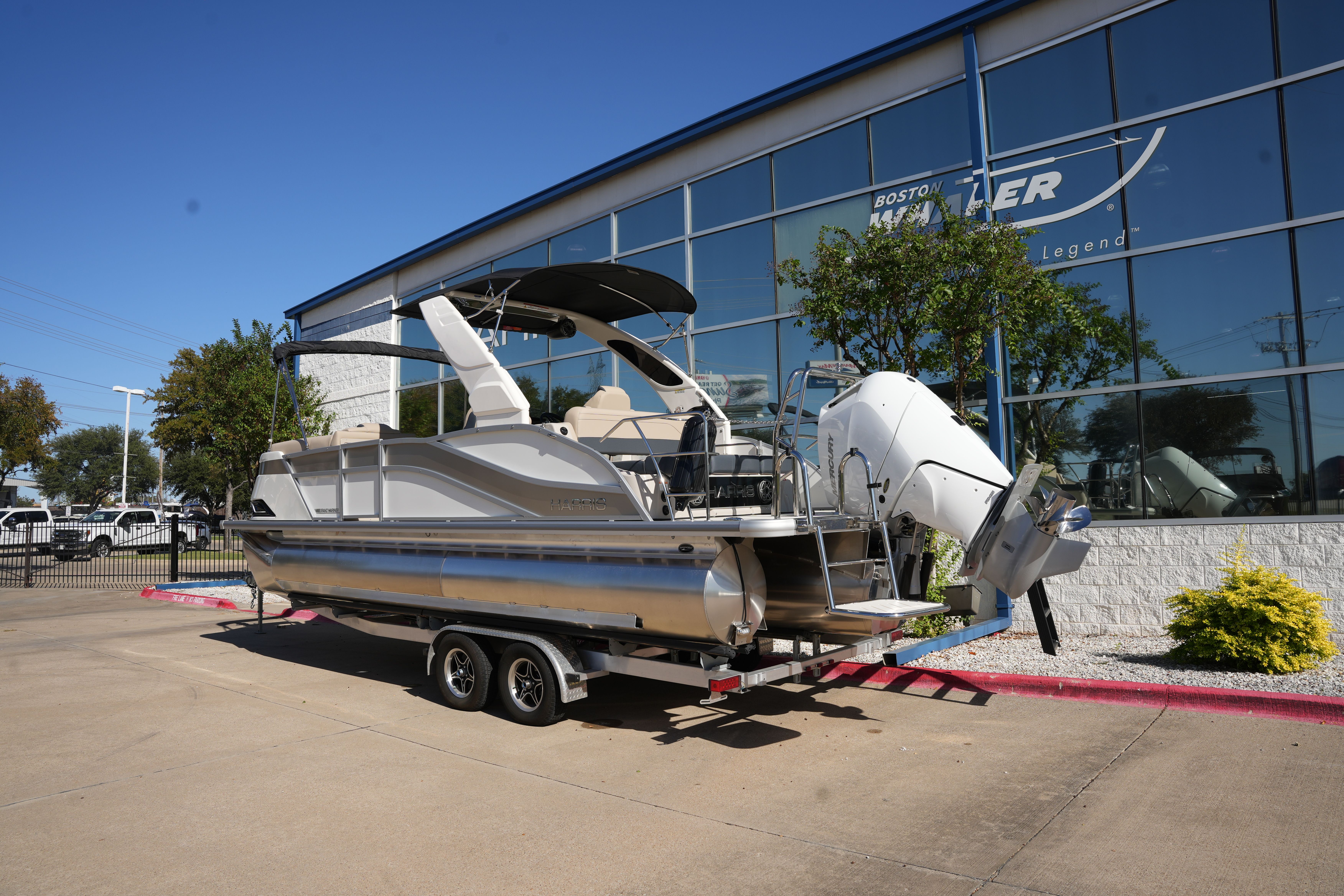 2026 Harris Grand Mariner 230 Image Thumbnail #2