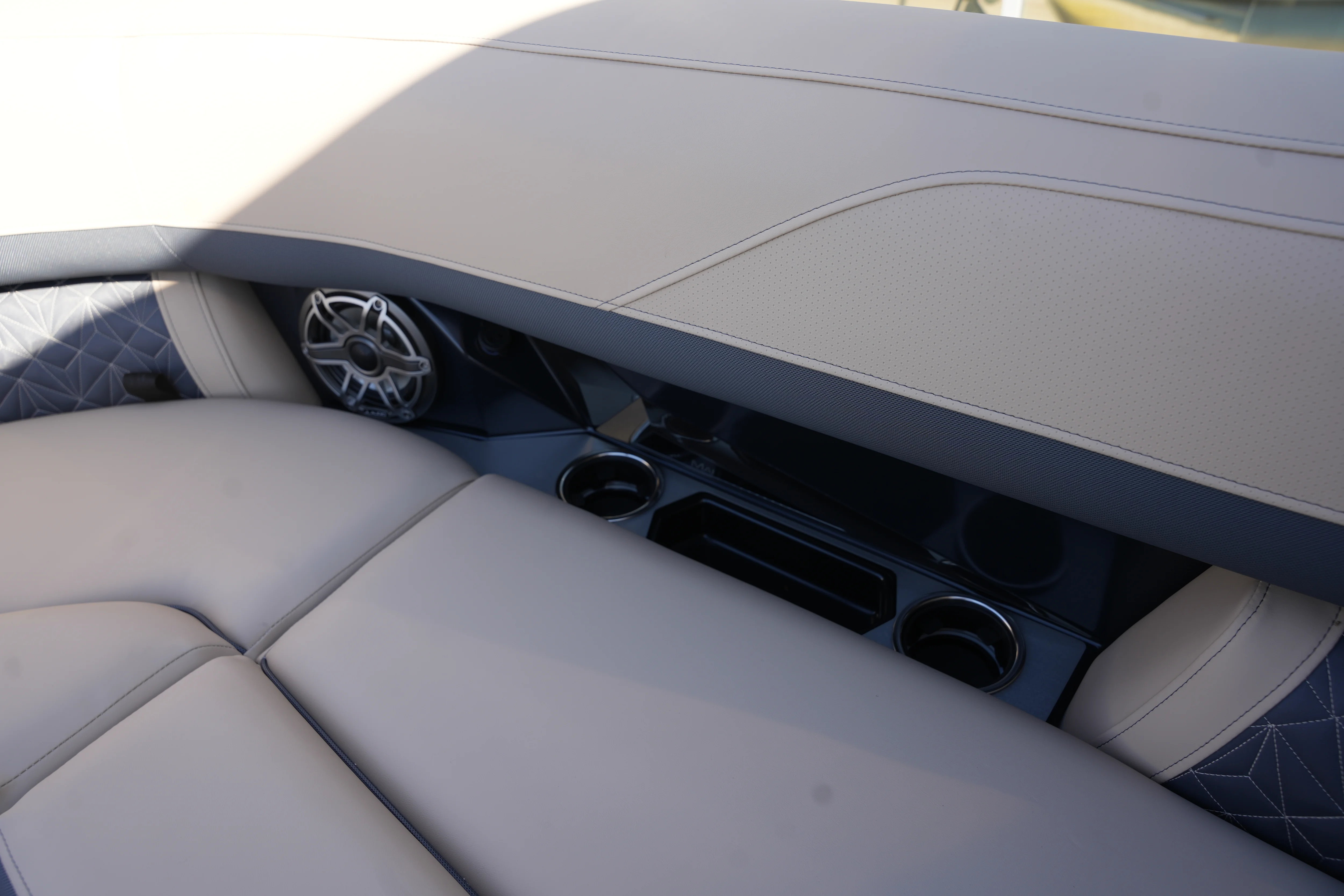 2026 Harris Grand Mariner 230 Image Thumbnail #32