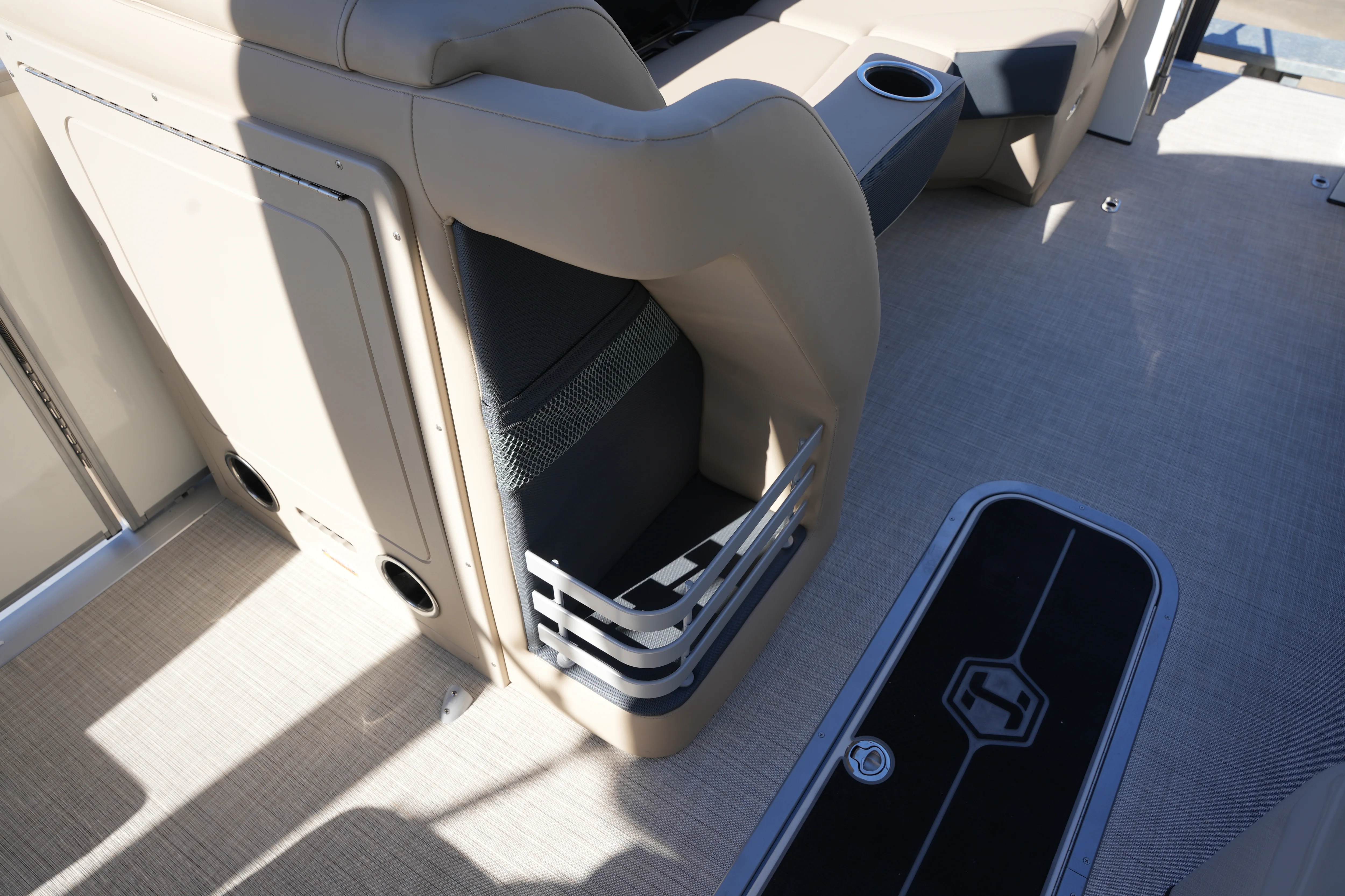 2026 Harris Grand Mariner 230 Image Thumbnail #26