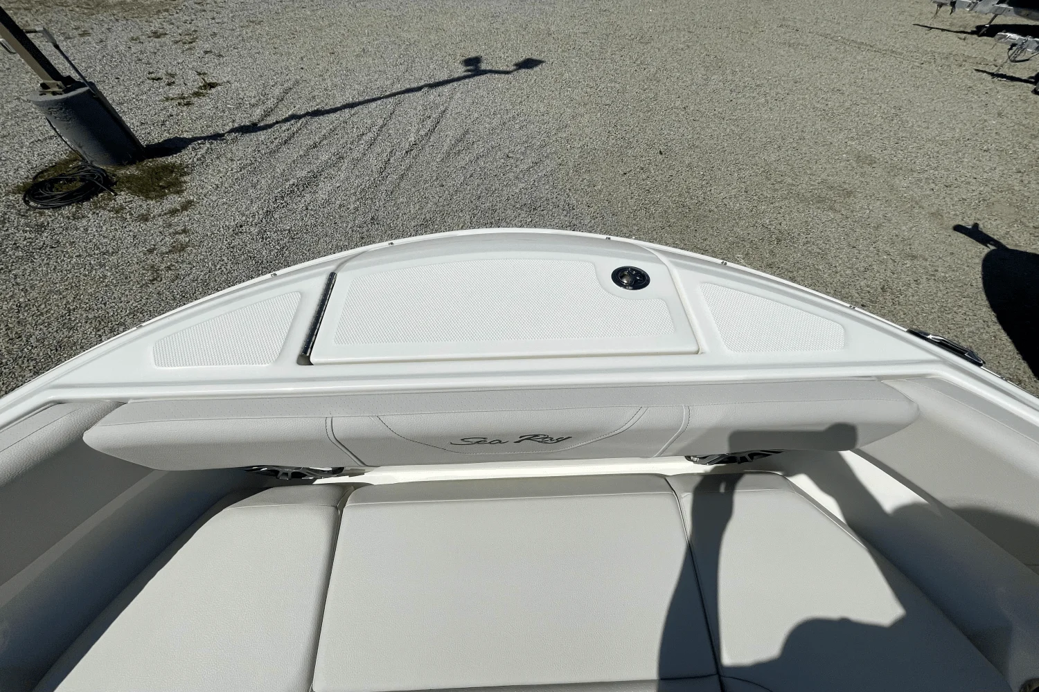 2026 Sea Ray SDX 250 Outboard Image Thumbnail #16