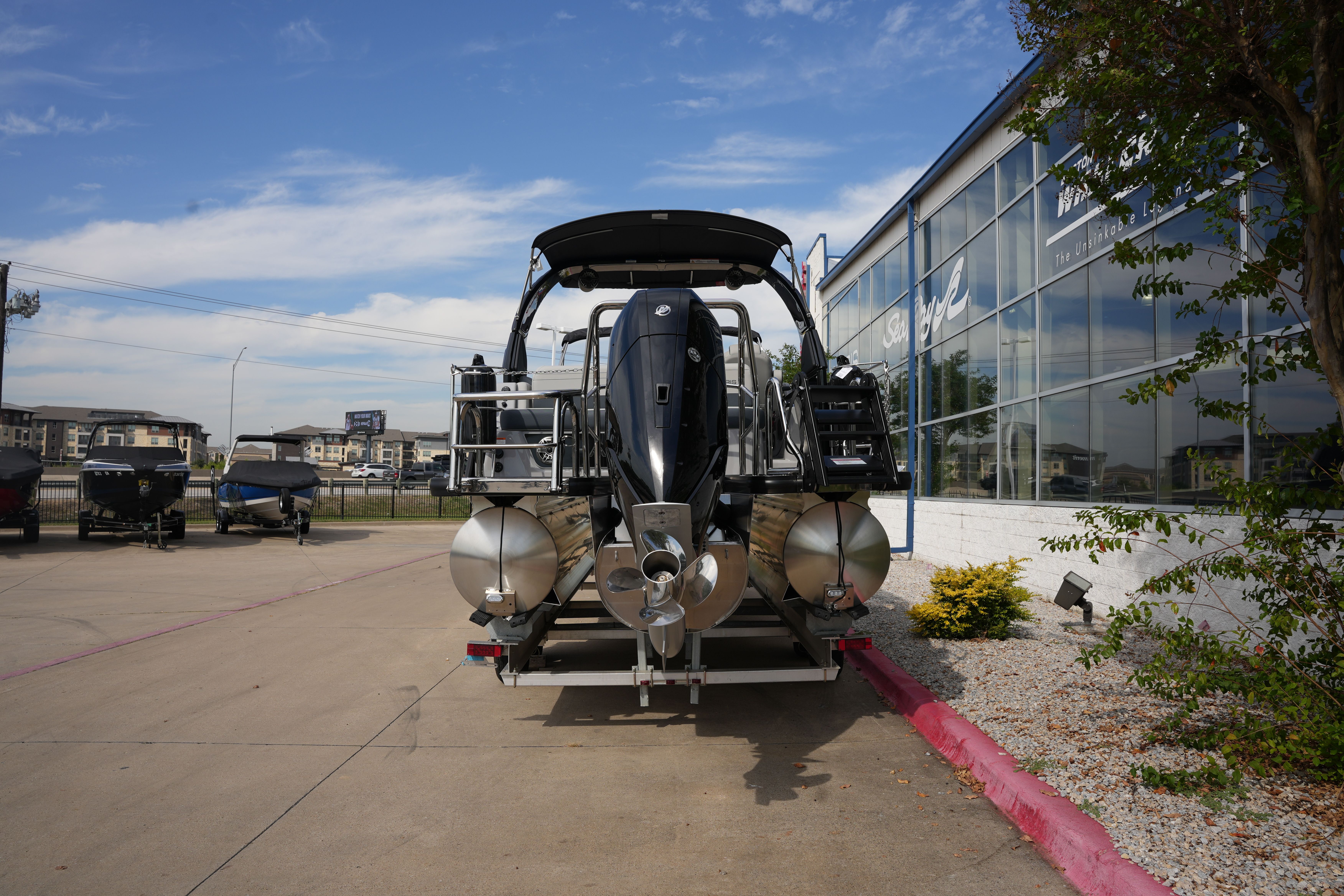 2026 Harris 230 Grand Mariner Image Thumbnail #3