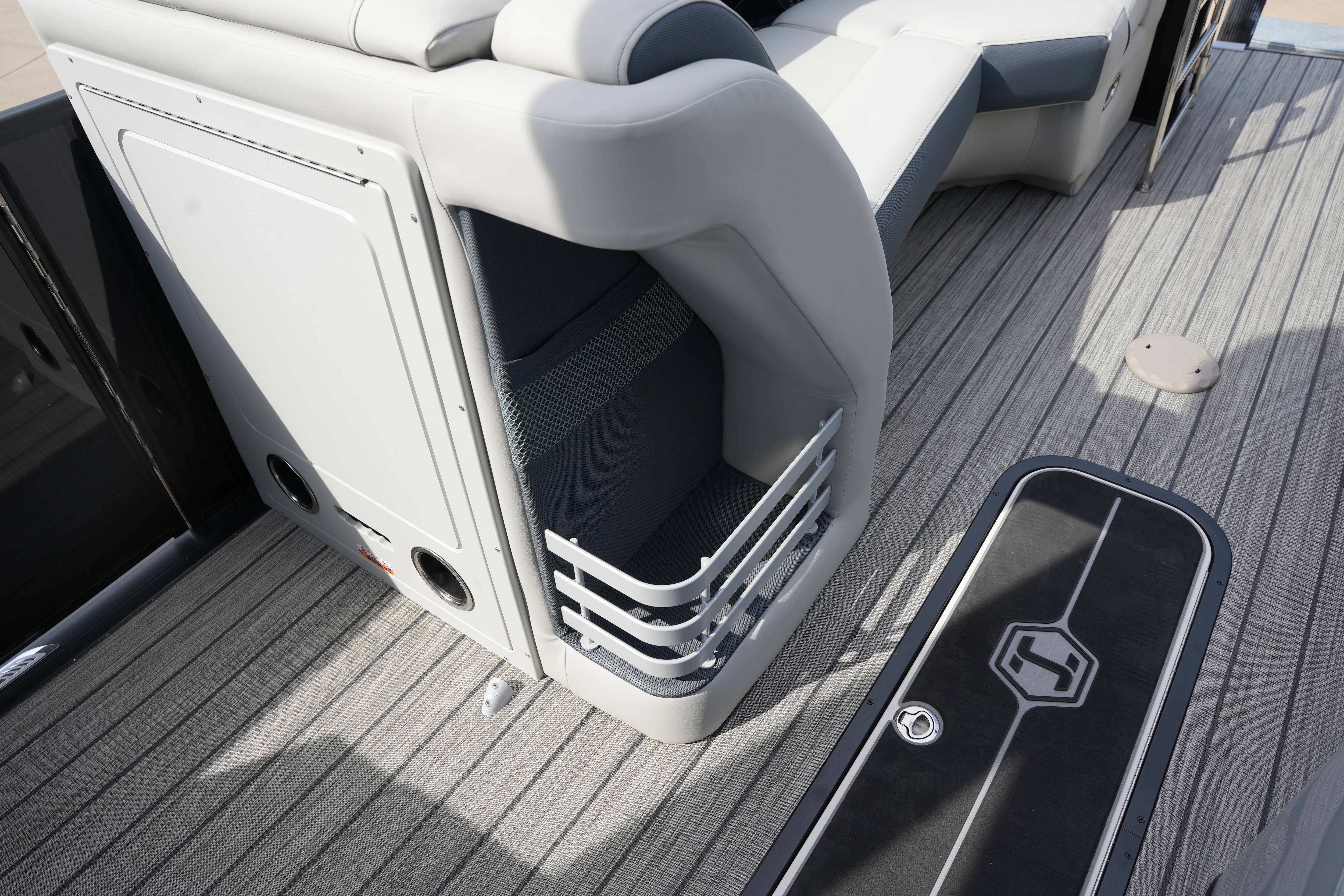 2026 Harris Grand Mariner 230 Image Thumbnail #29