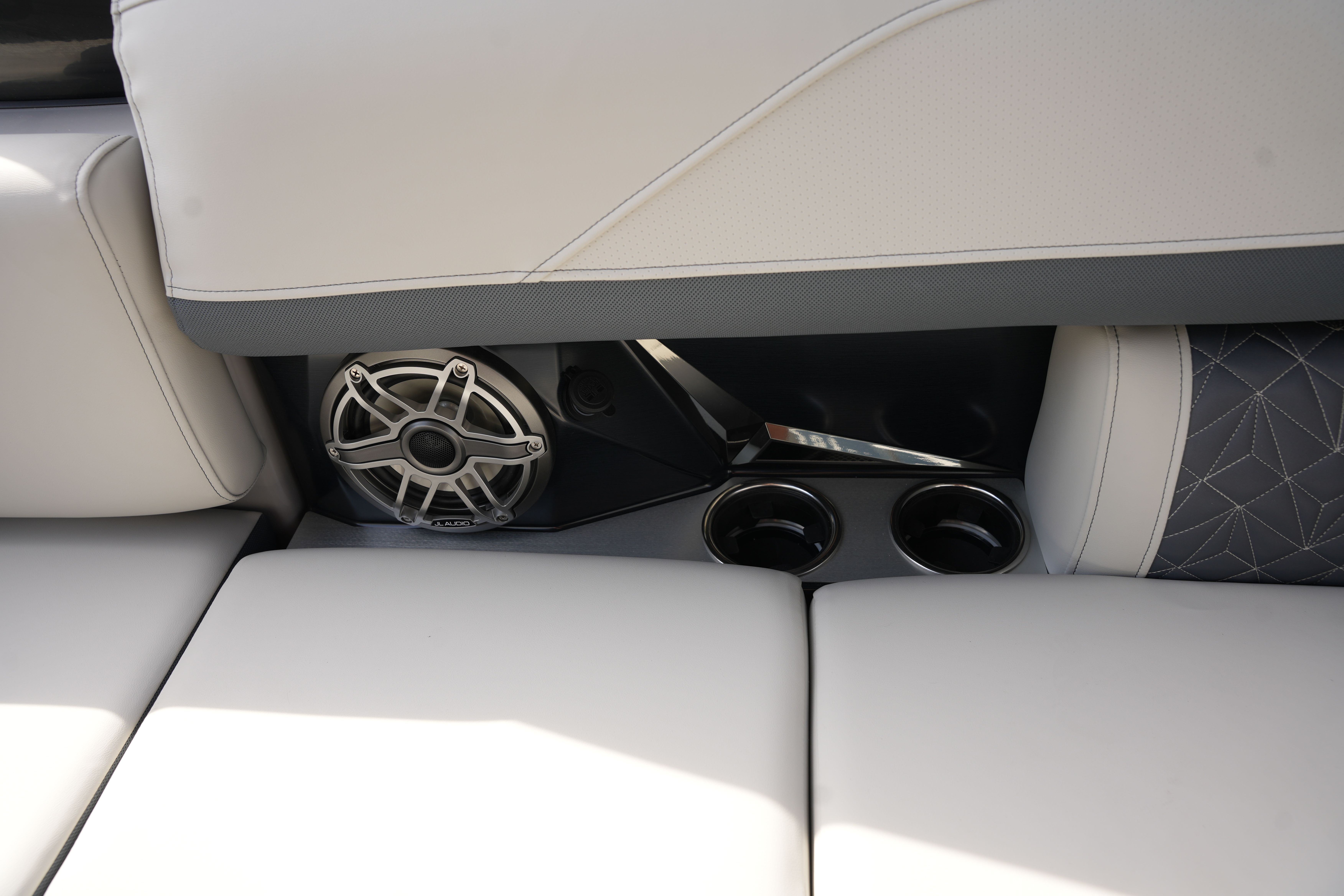 2026 Harris 230 Grand Mariner Image Thumbnail #21