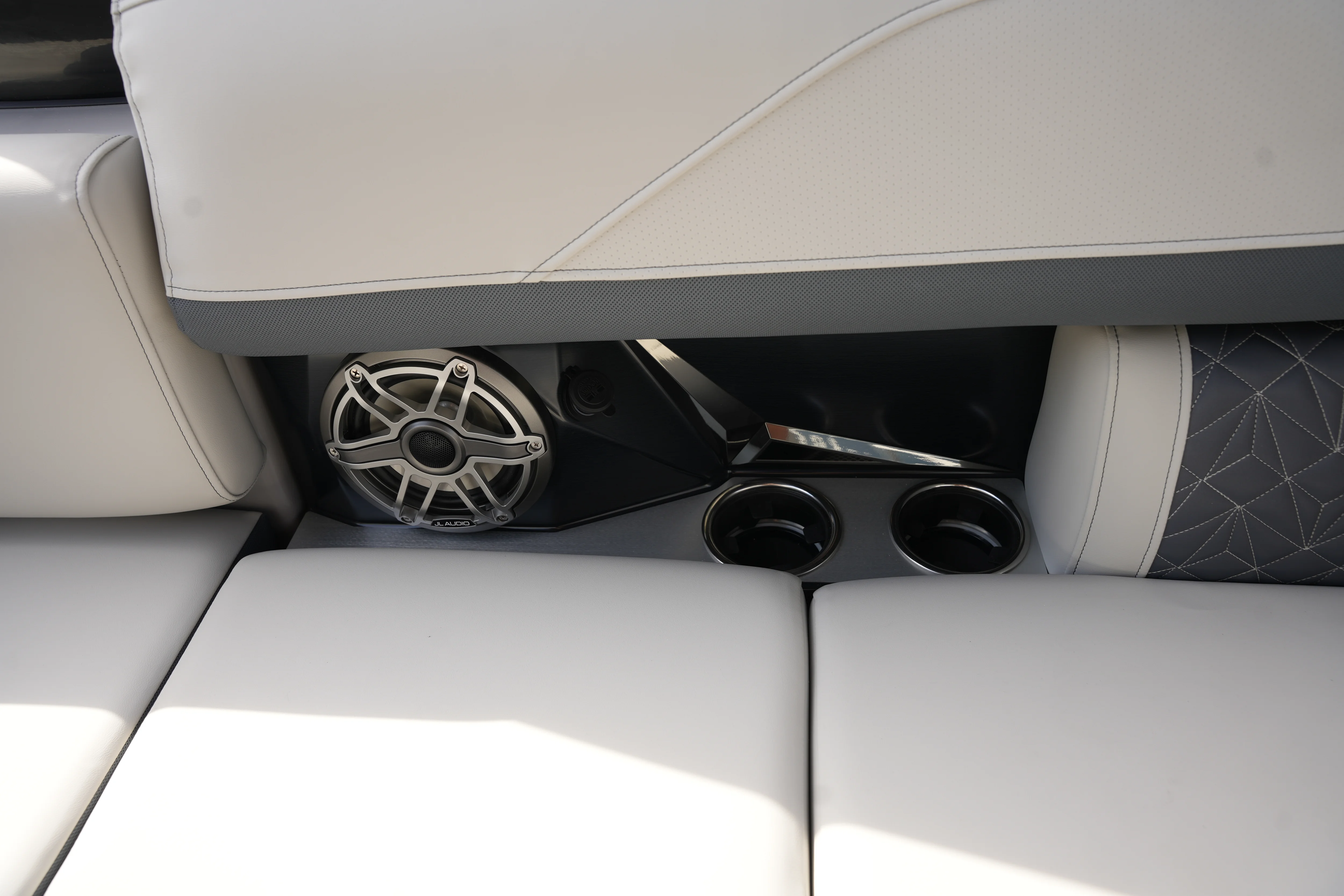 2026 Harris Grand Mariner 230 Image Thumbnail #21