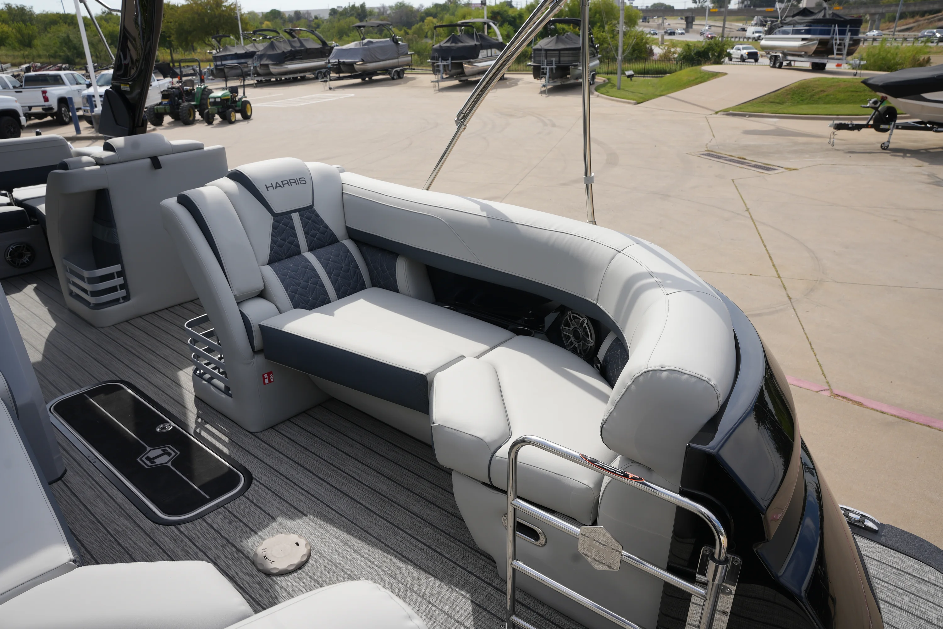 2026 Harris Grand Mariner 230 Image Thumbnail #33