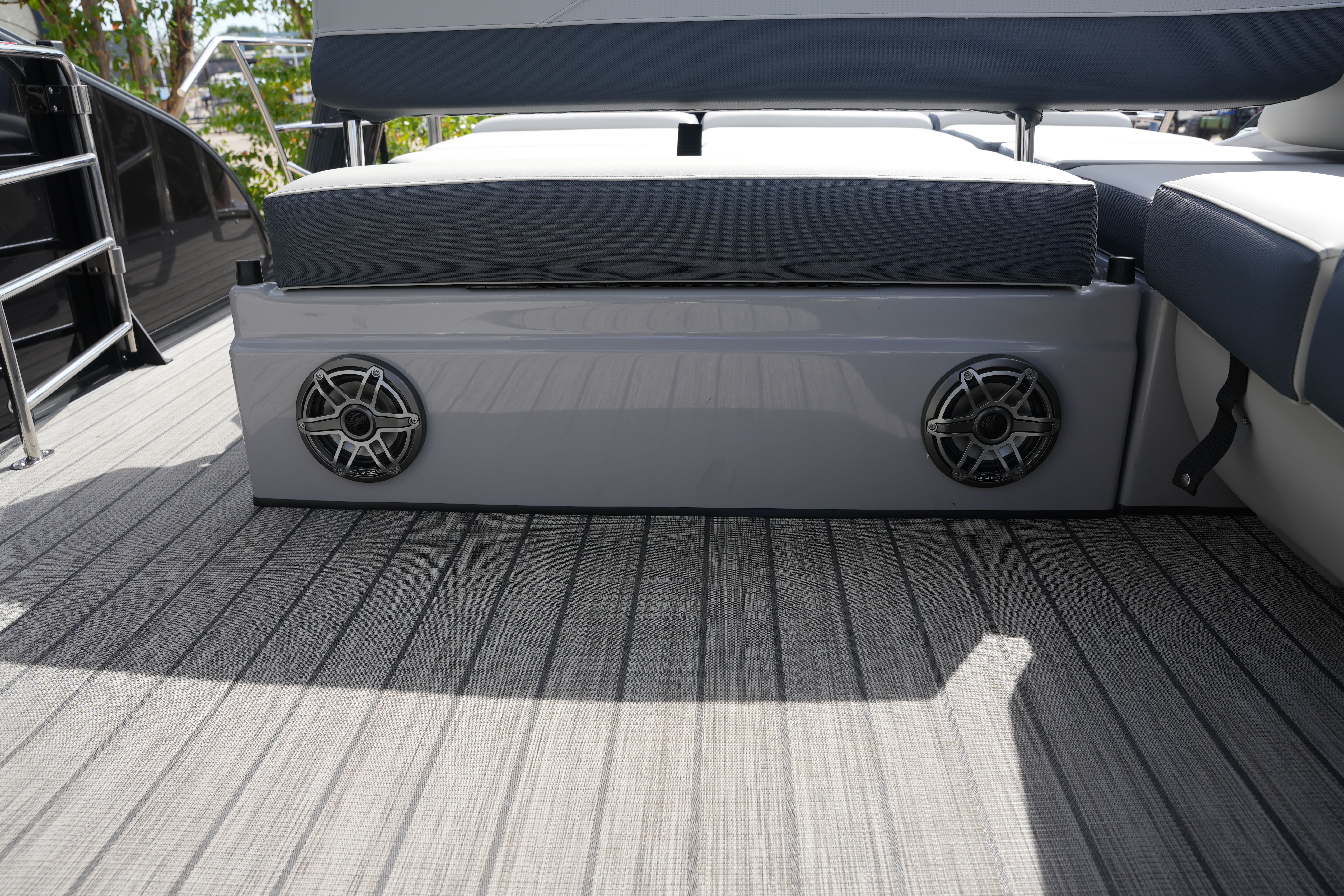 2026 Harris 230 Grand Mariner Image Thumbnail #19