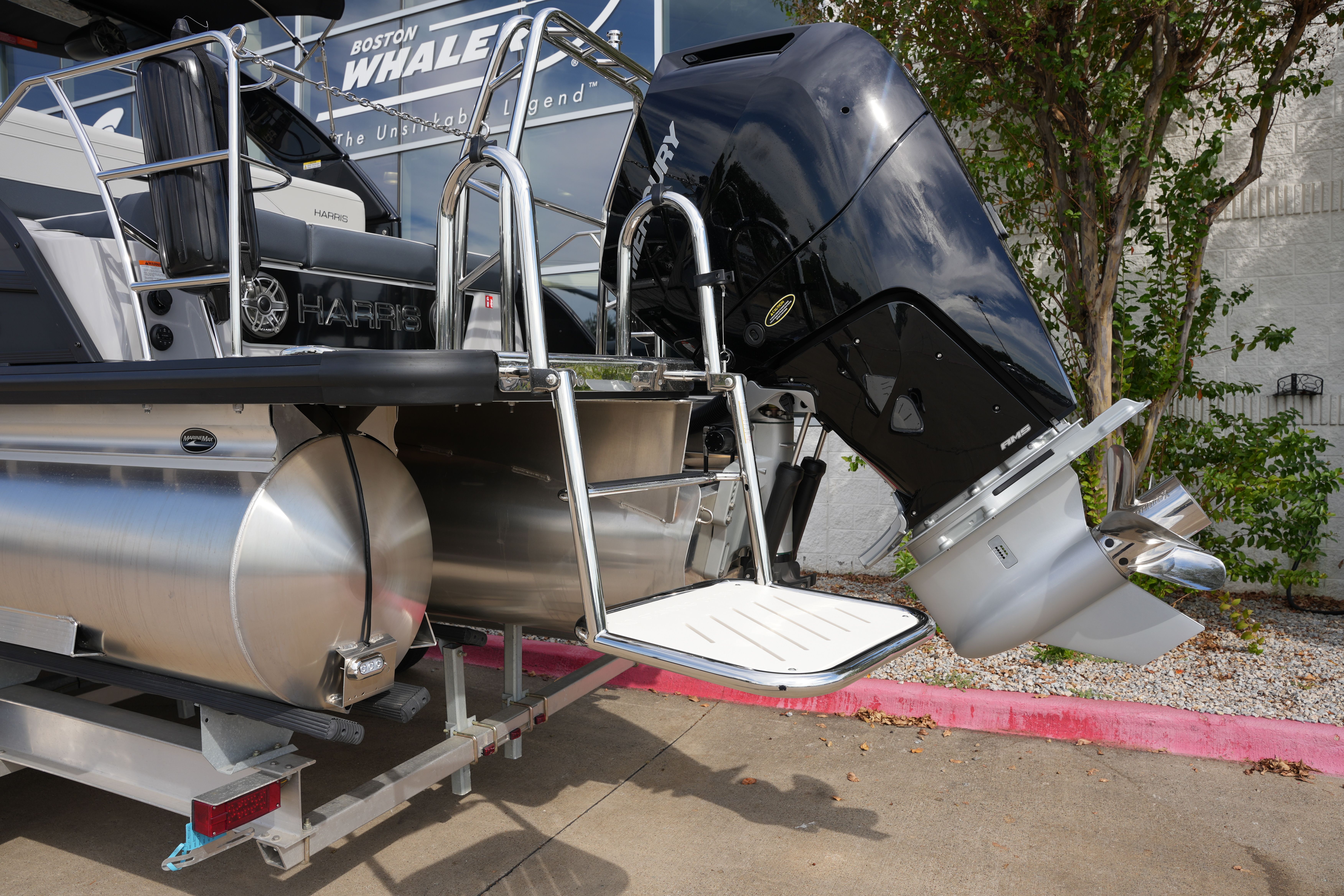 2026 Harris 230 Grand Mariner Image Thumbnail #5