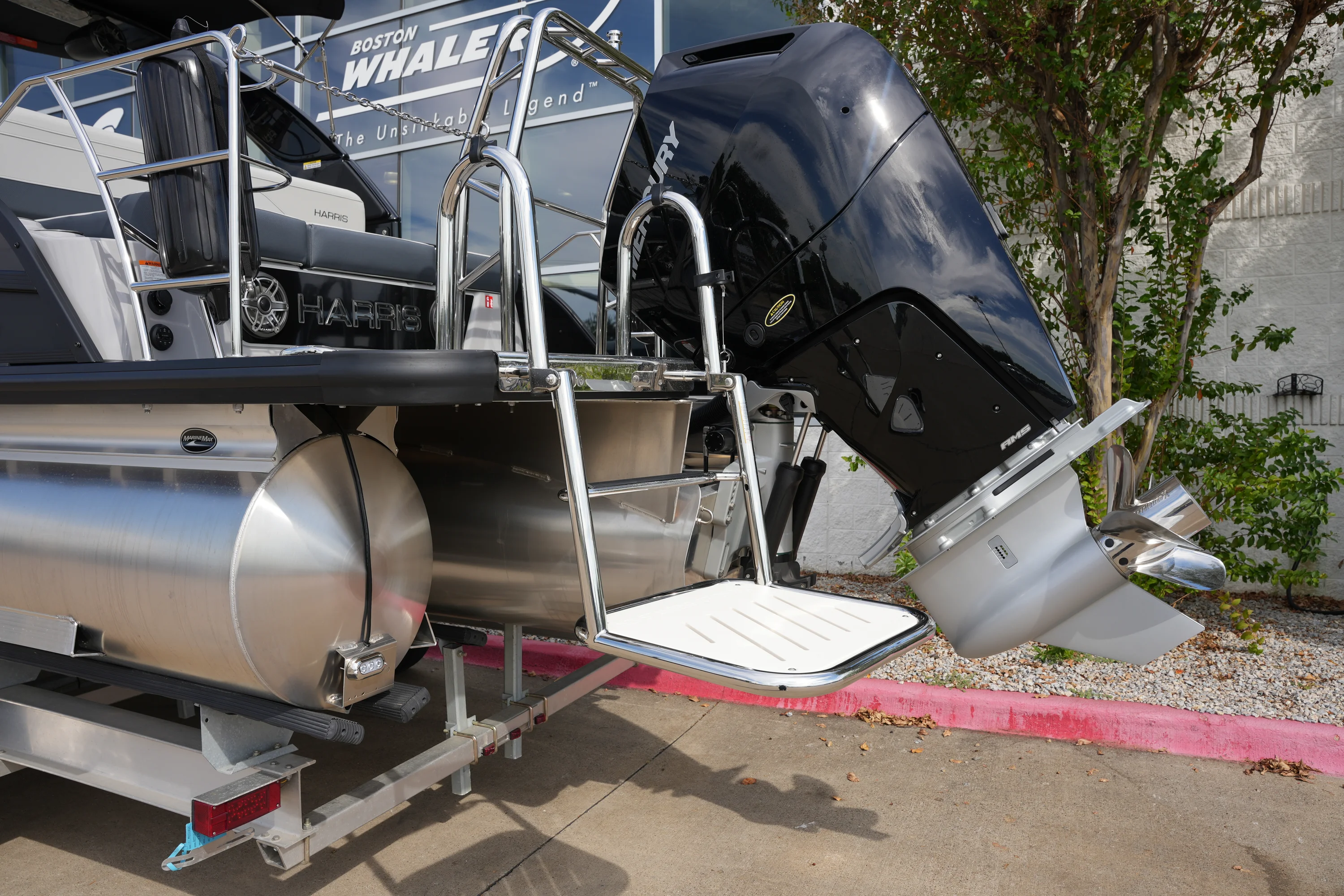 2026 Harris Grand Mariner 230 Image Thumbnail #5