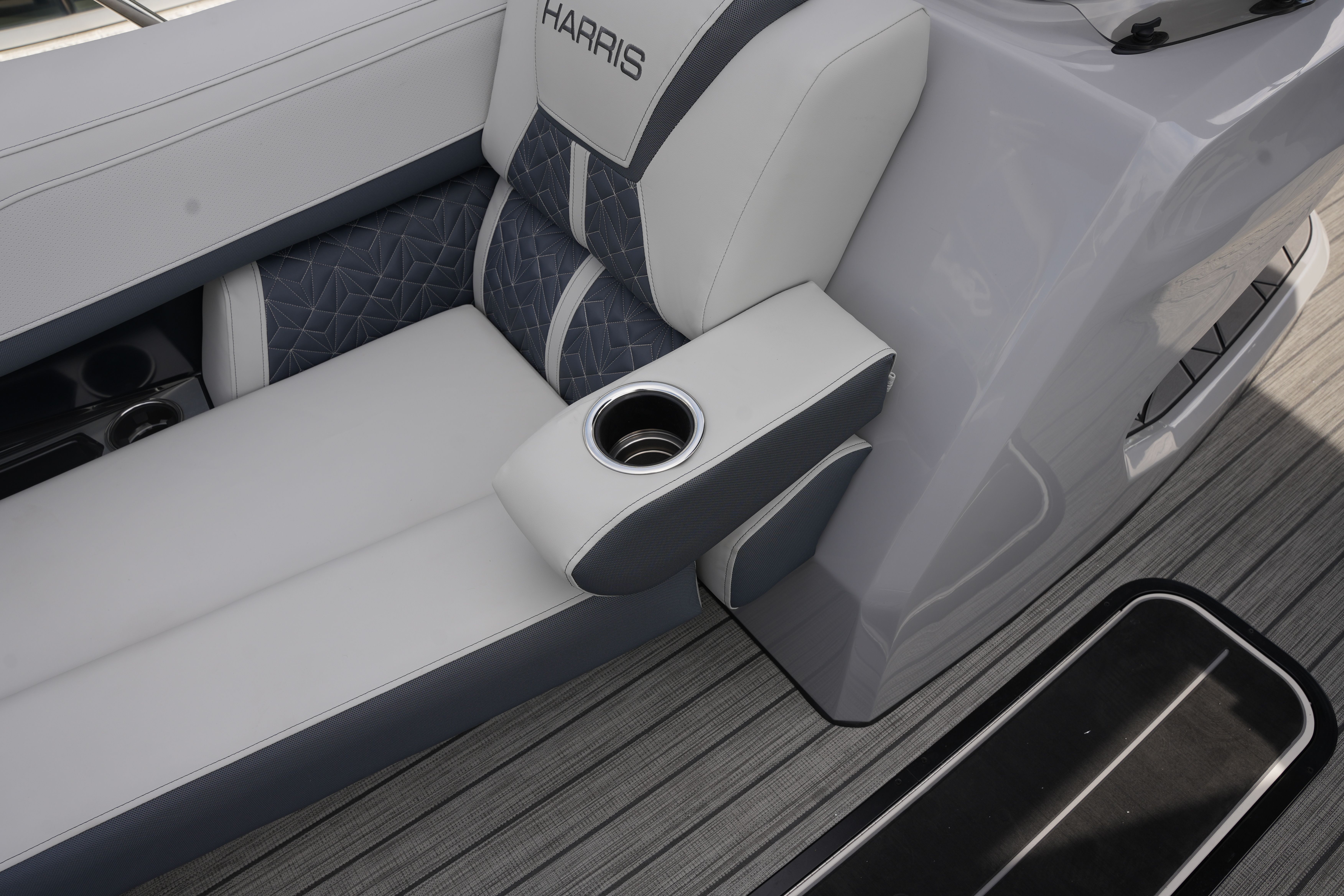 2026 Harris 230 Grand Mariner Image Thumbnail #34