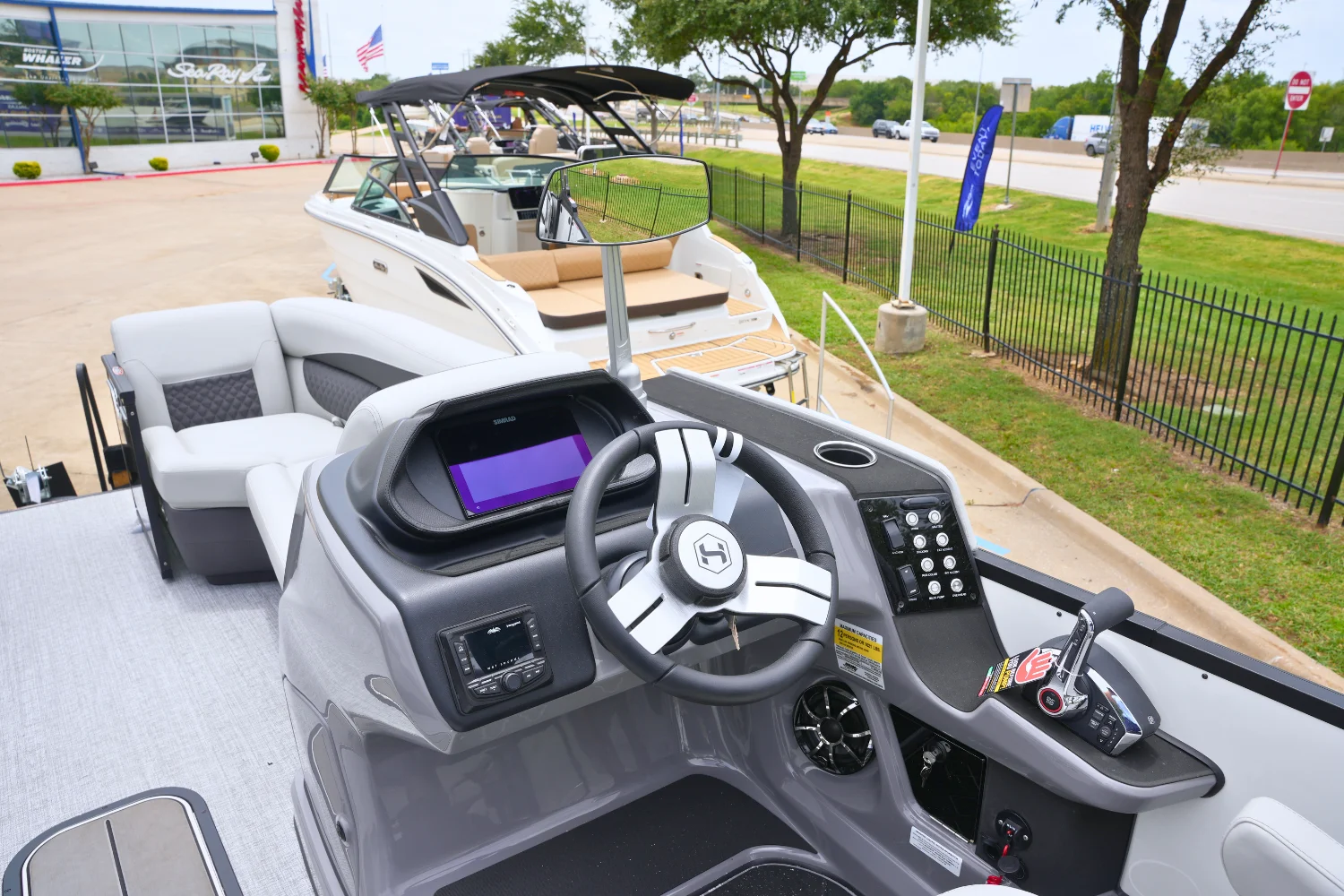 2027 Harris Sunliner 230 Image Thumbnail #20