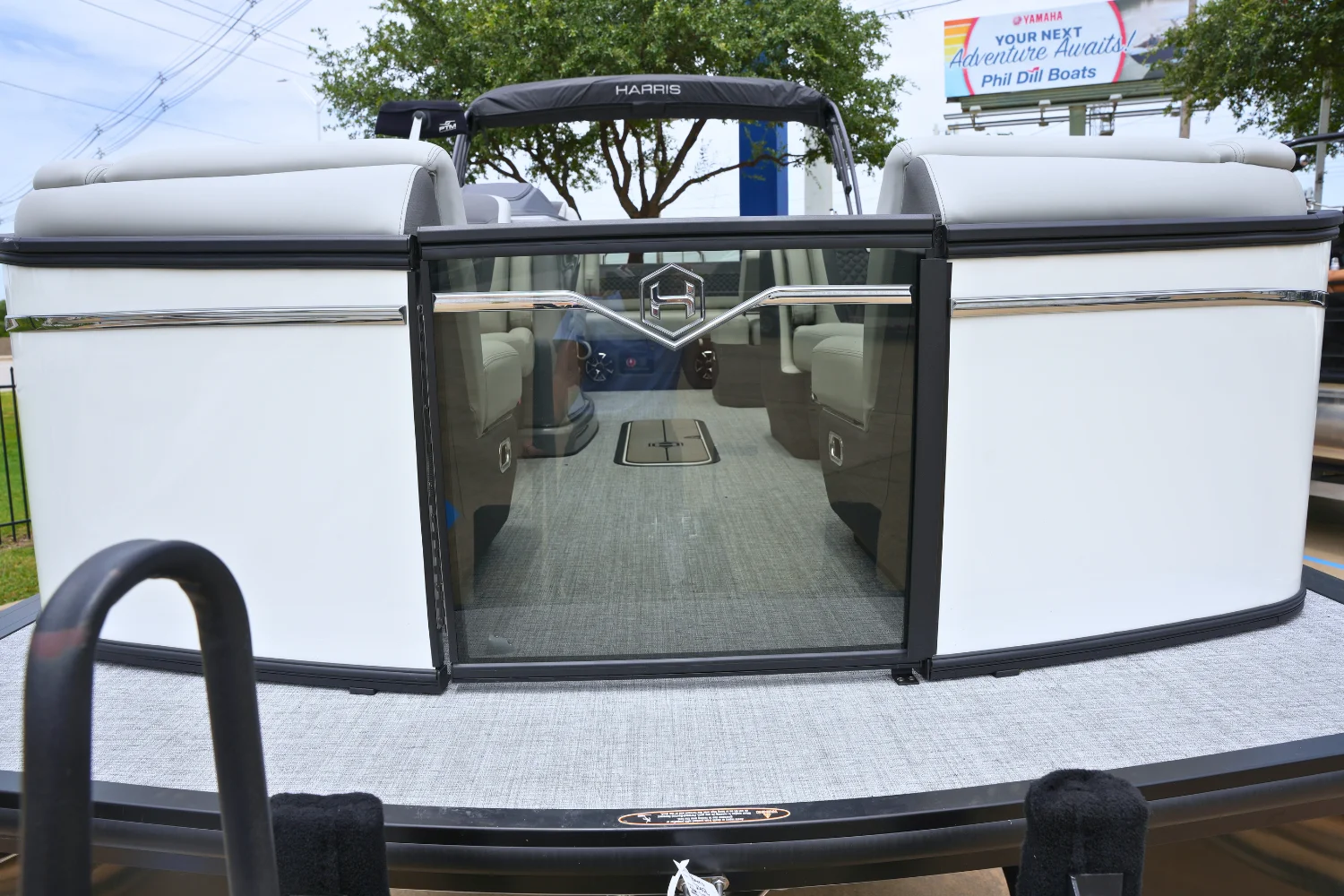 2027 Harris Sunliner 230 Image Thumbnail #3
