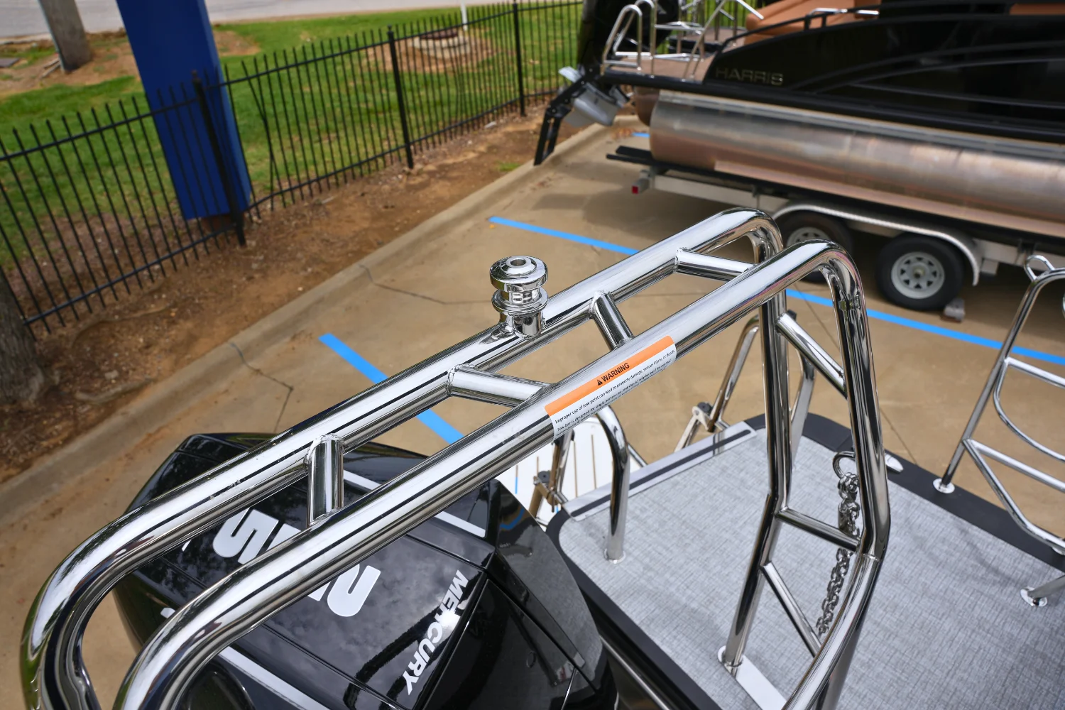 2027 Harris Sunliner 230 Image Thumbnail #9