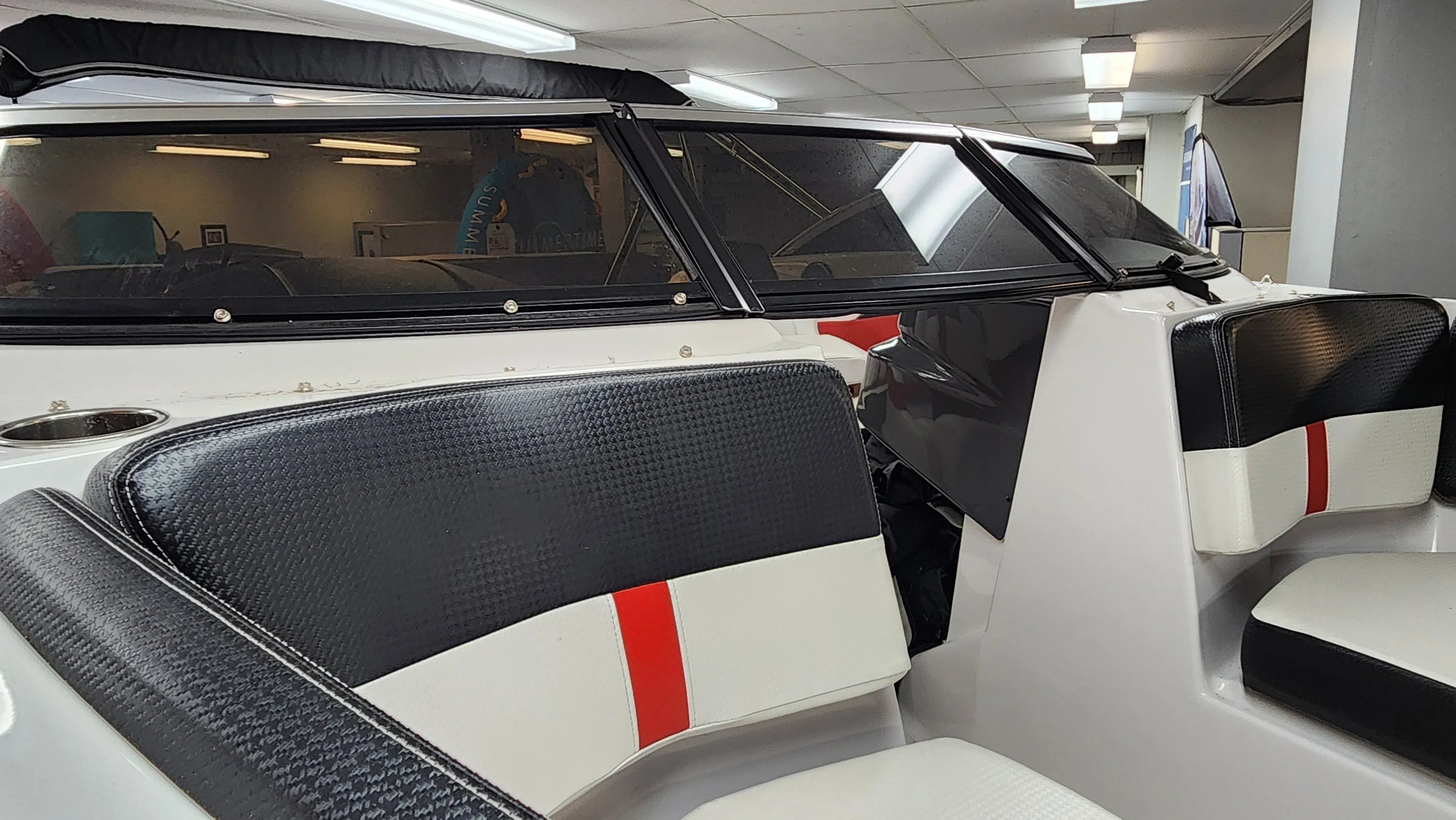 2016 Four Winns H190 Image Thumbnail #18