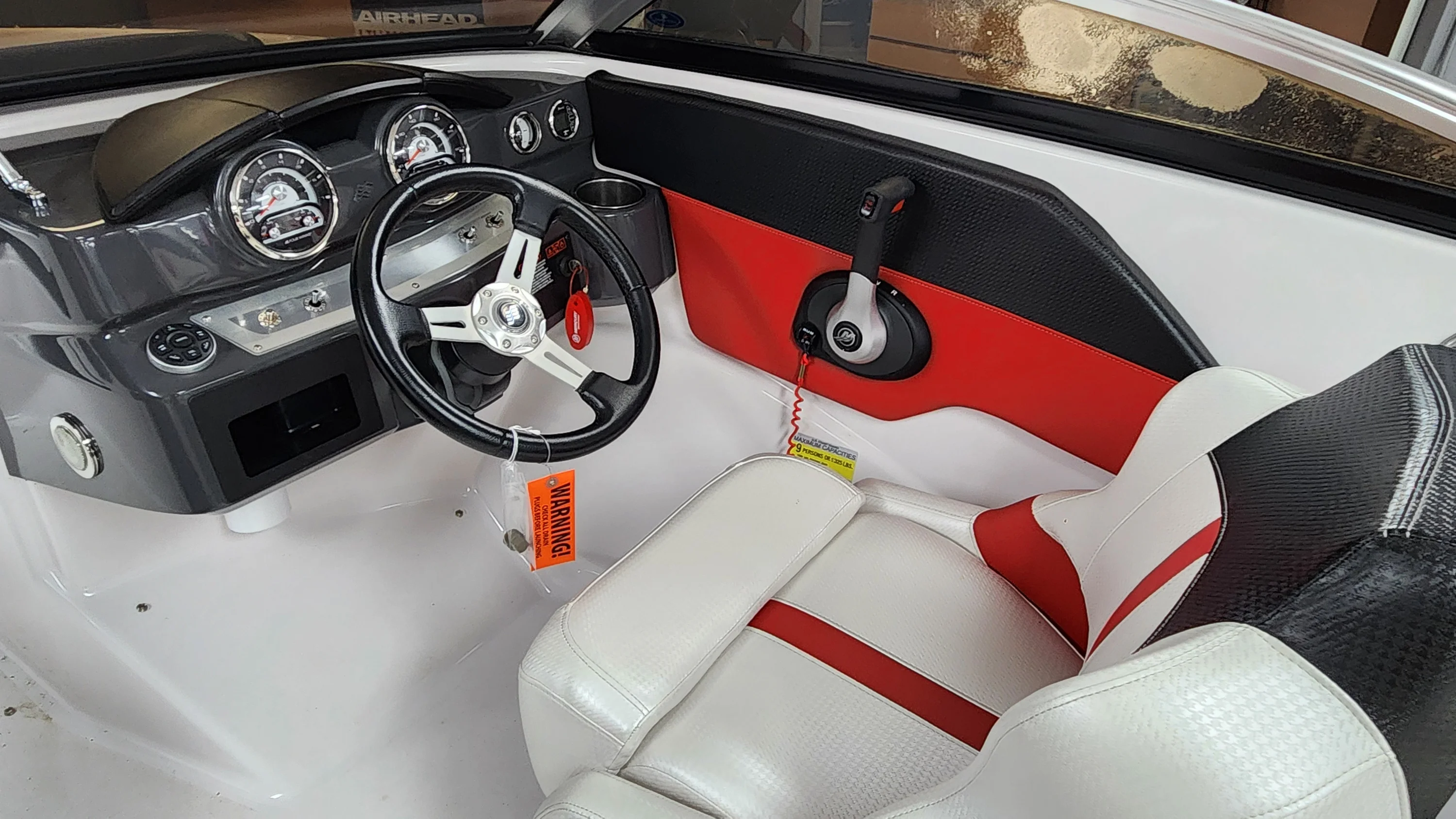 2016 Four Winns H190 Image Thumbnail #12