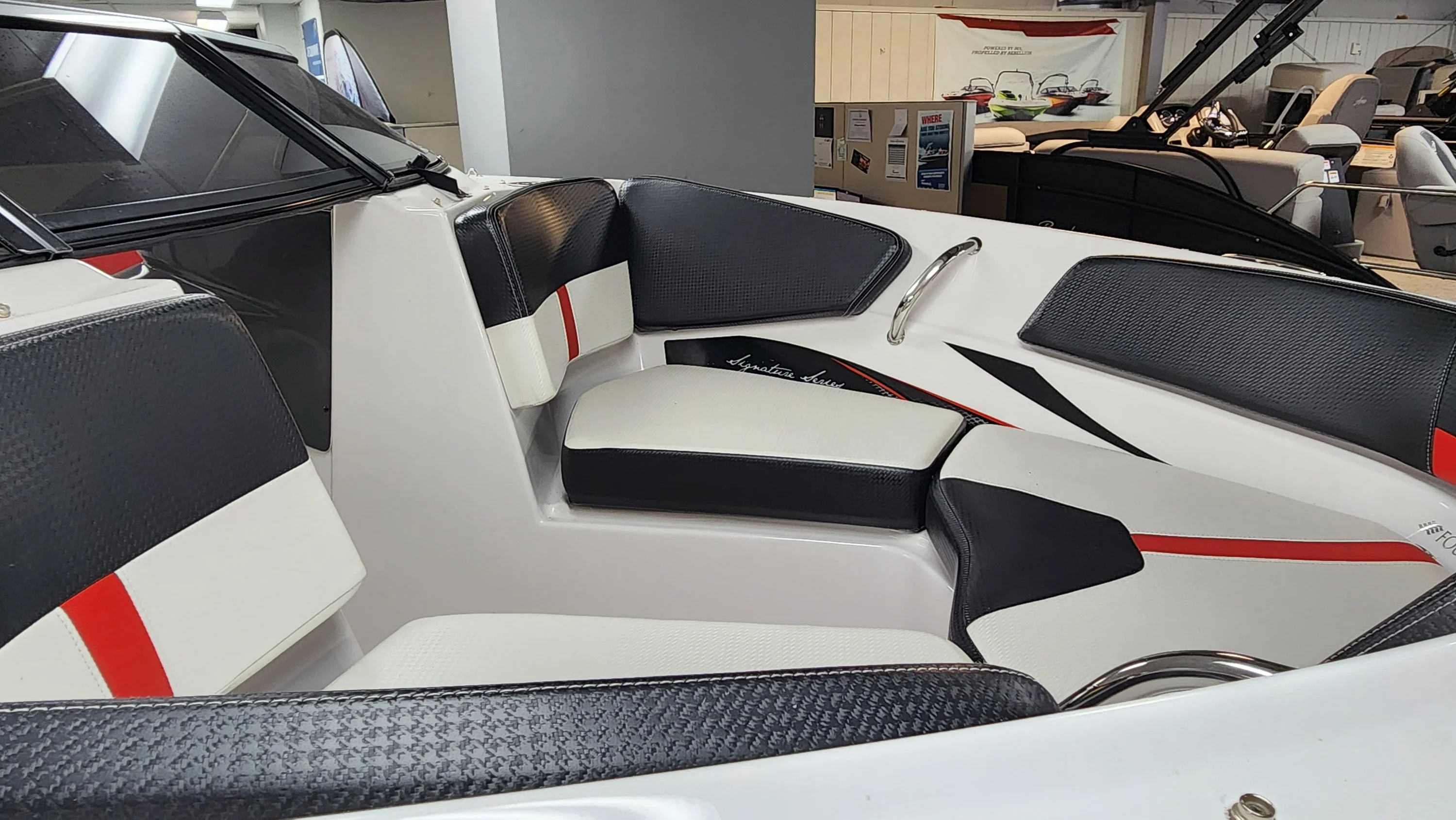 2016 Four Winns H190 Image Thumbnail #6