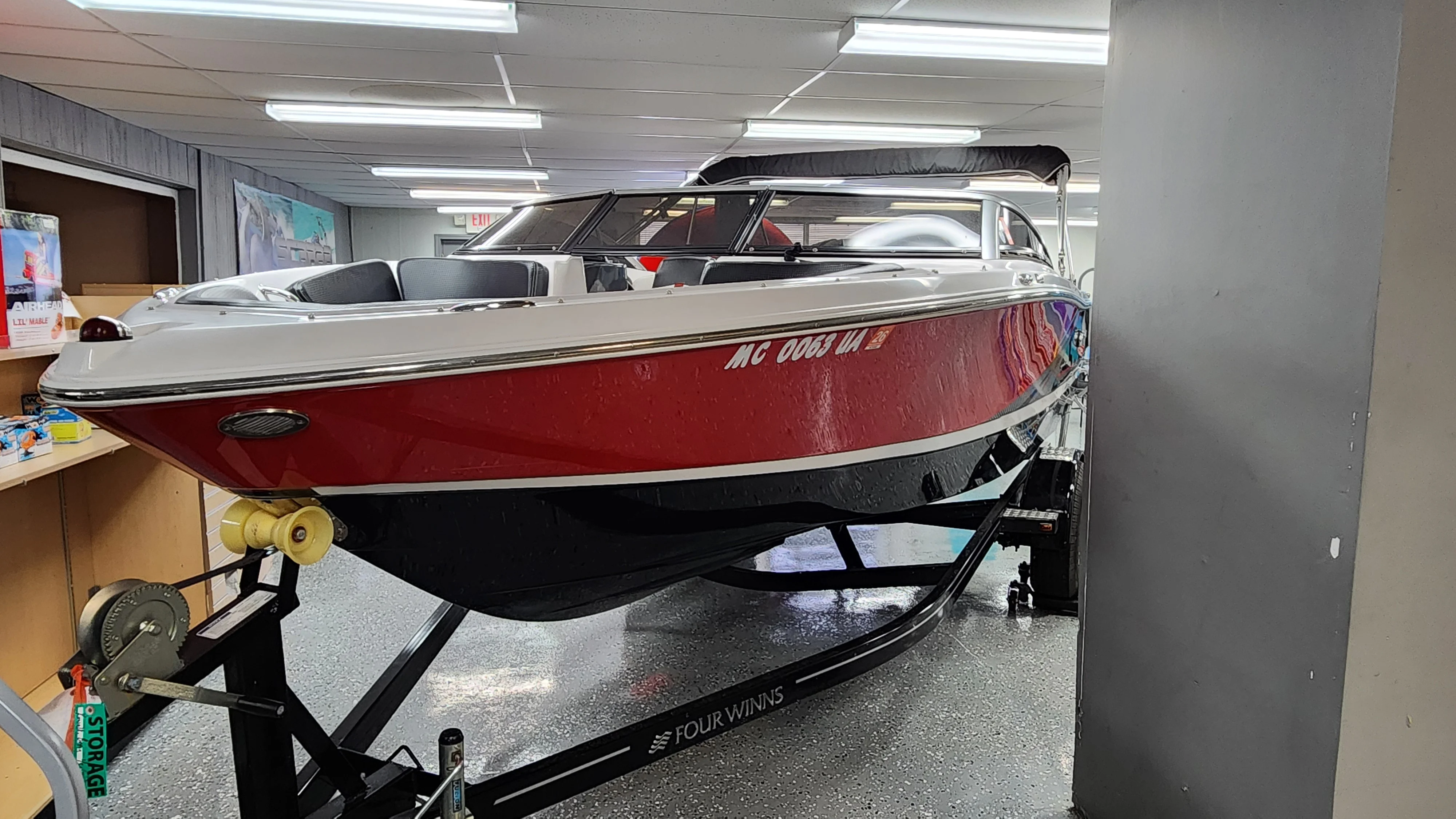 2016 Four Winns H190 Image Thumbnail #3