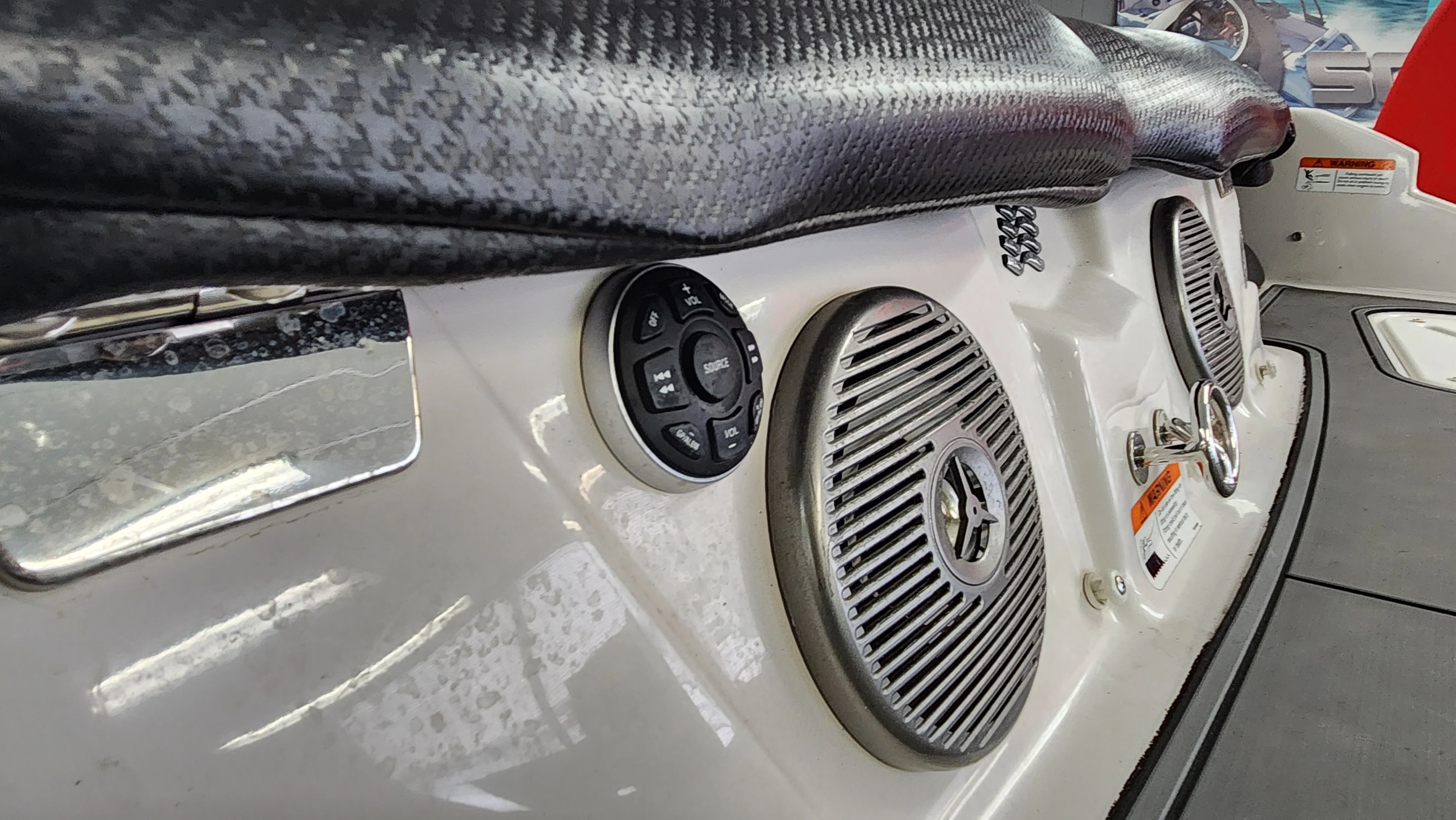 2016 Four Winns H190 Image Thumbnail #16