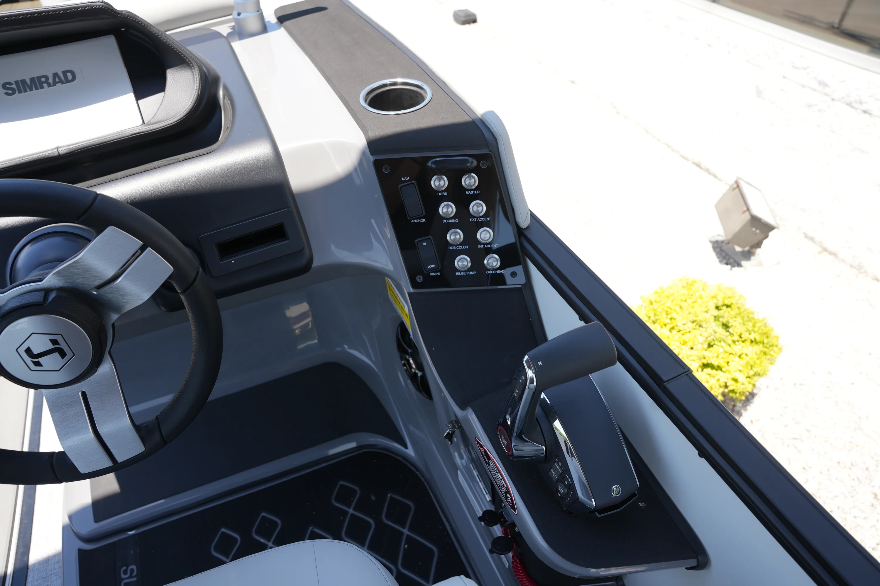 2026 Harris Sunliner 230 Image Thumbnail #28