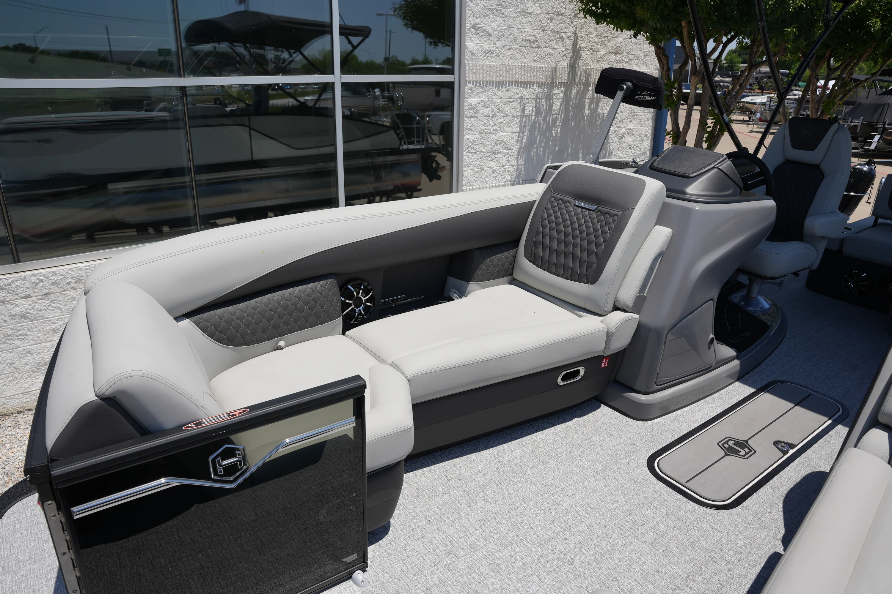 2026 Harris Sunliner 230 Image Thumbnail #37