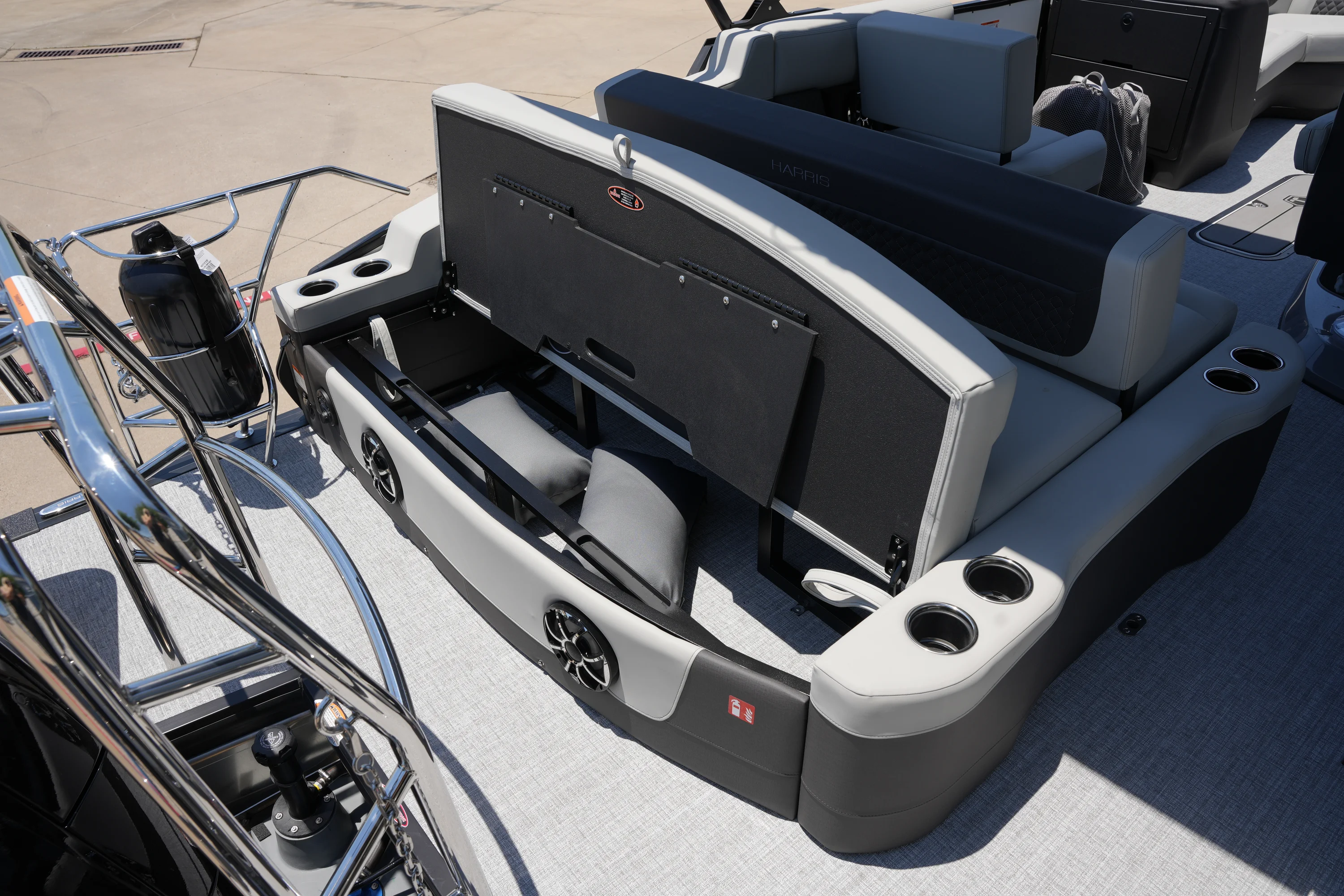 2026 Harris Sunliner 230 Image Thumbnail #16