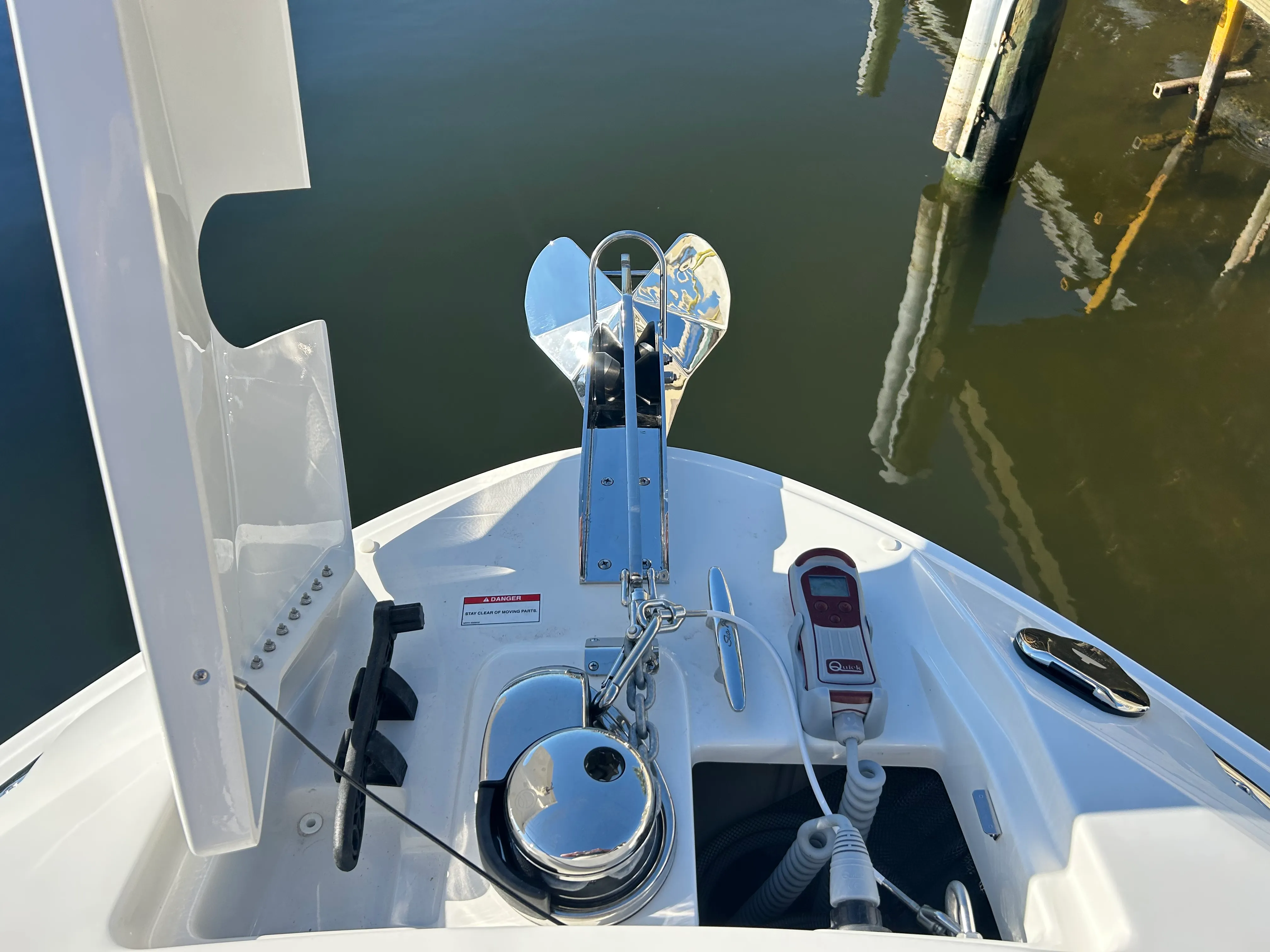 2026 Sea Ray SLX 260 Outboard Image Thumbnail #24