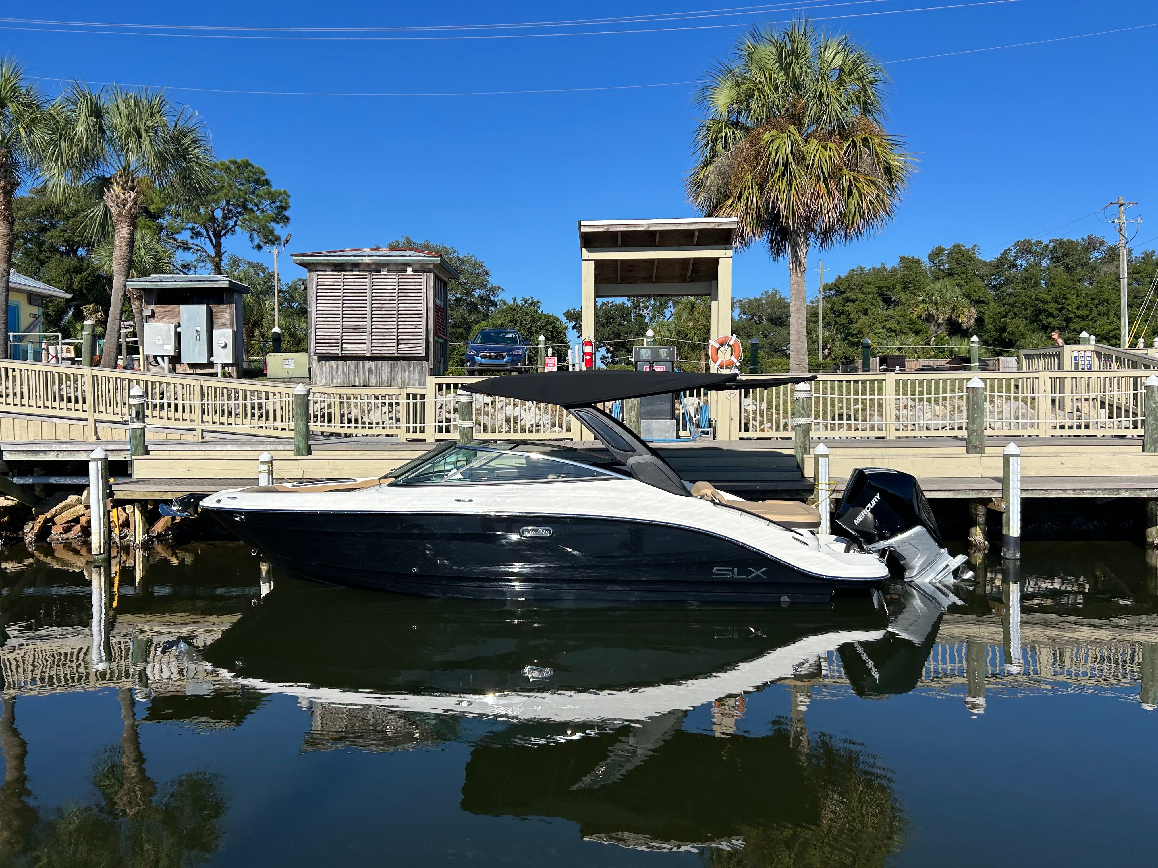 2026 Sea Ray SLX 260 Outboard Image Thumbnail #0