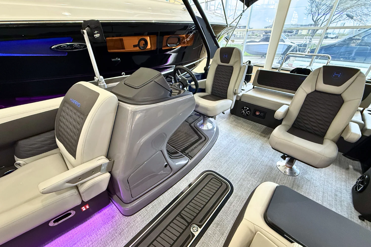 2026 Harris SUNLINER 230 SPORT Image Thumbnail #20