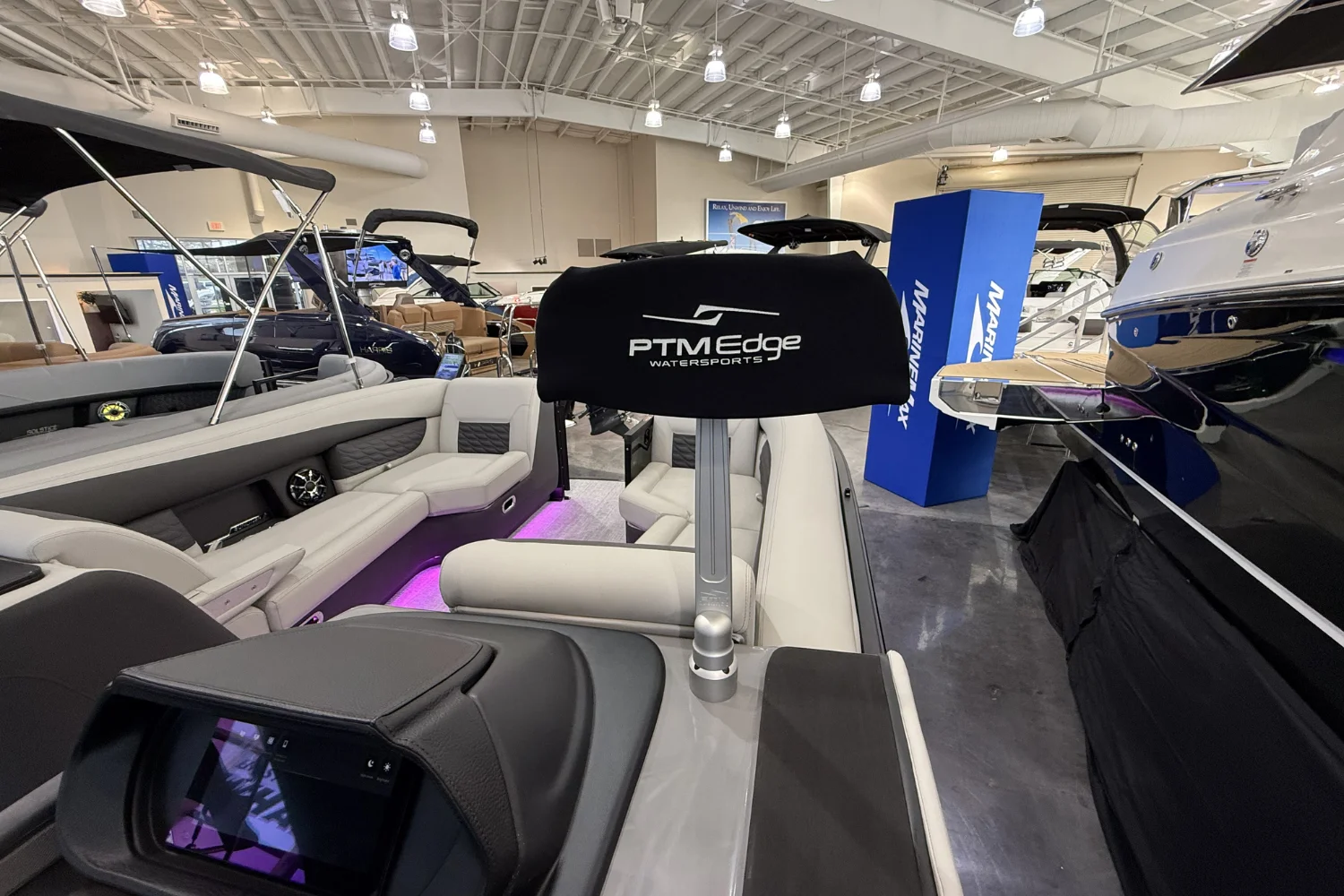 2026 Harris SUNLINER 230 SPORT Image Thumbnail #29