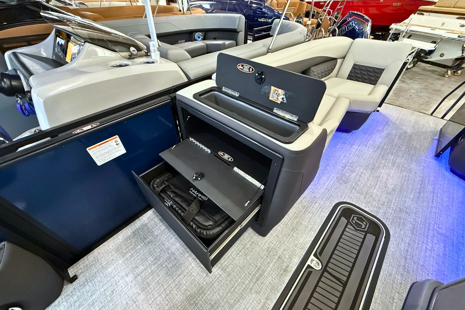 2026 Harris SUNLINER 230 SPORT Image Thumbnail #17