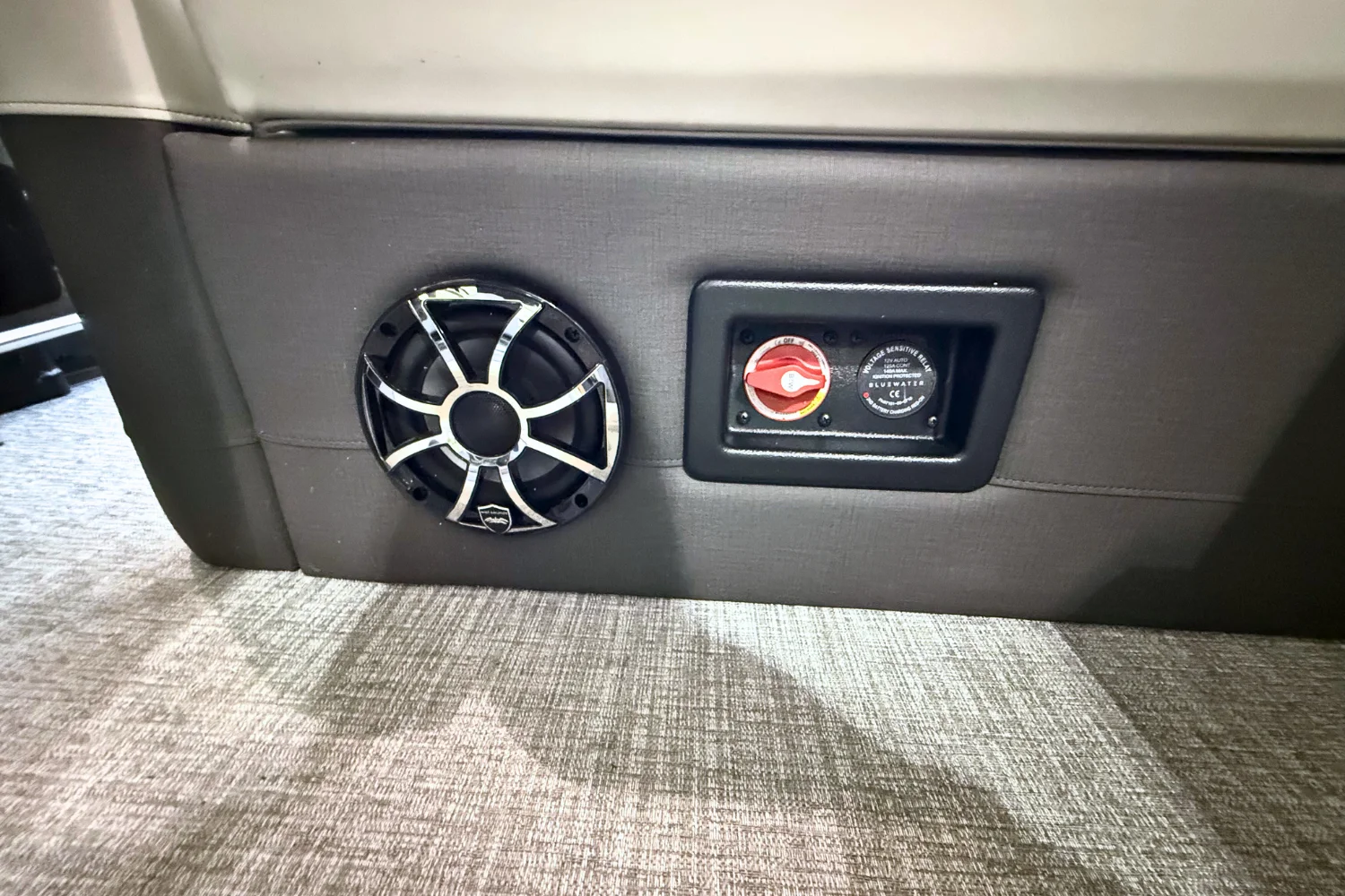 2026 Harris SUNLINER 230 SPORT Image Thumbnail #34