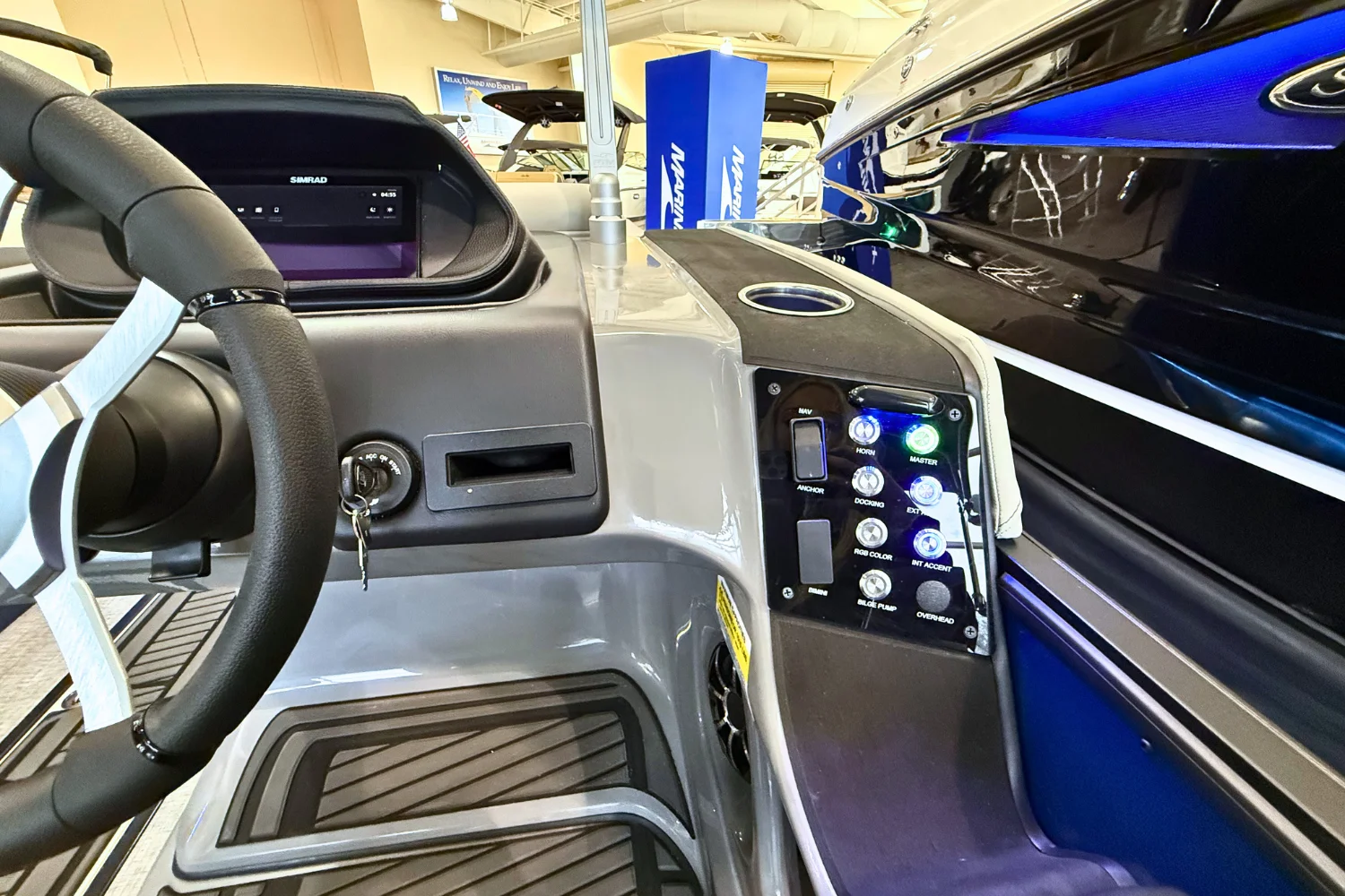 2026 Harris SUNLINER 230 SPORT Image Thumbnail #26