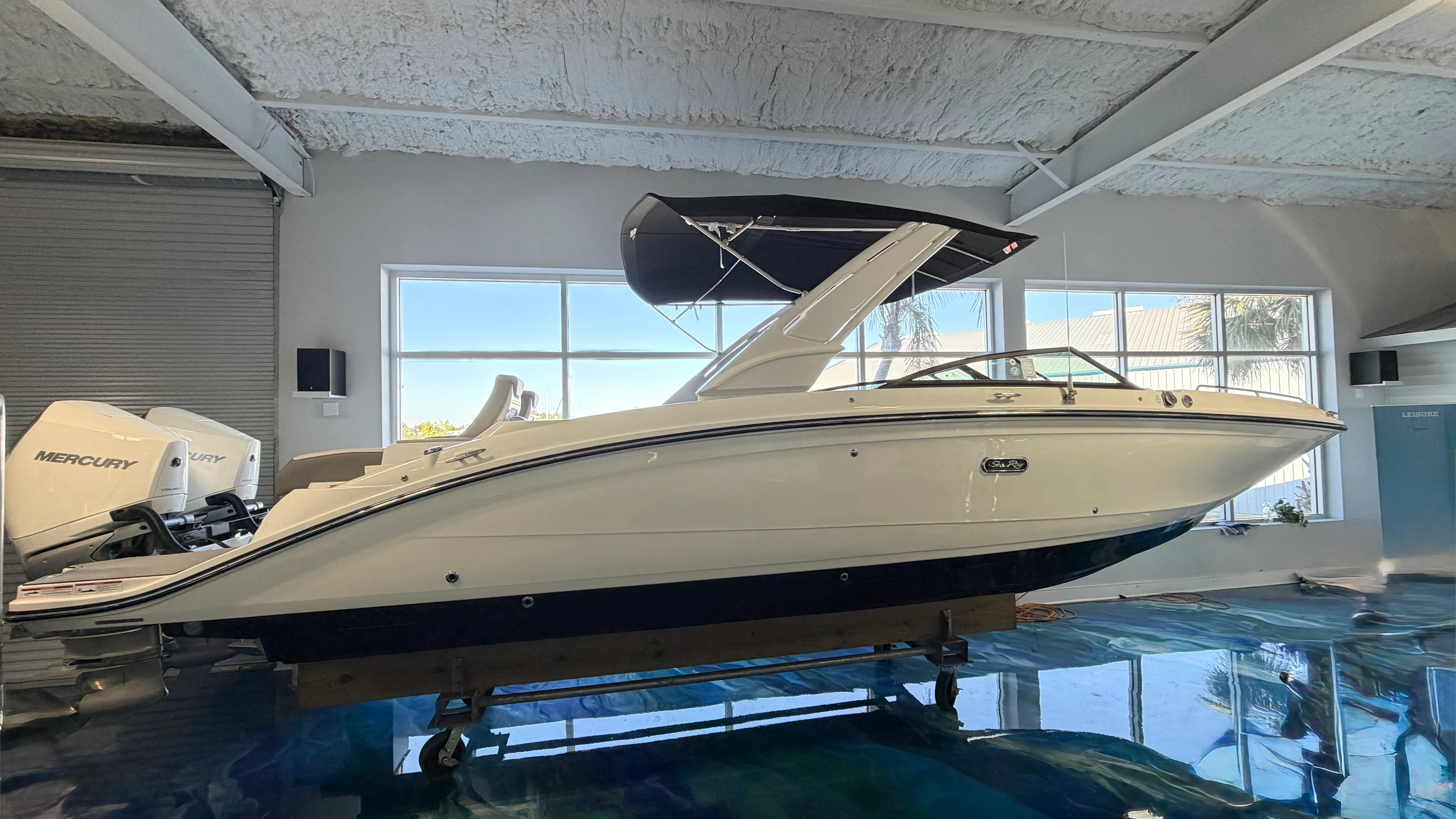 2026 Sea Ray SDX 290 Outboard Image Thumbnail #0