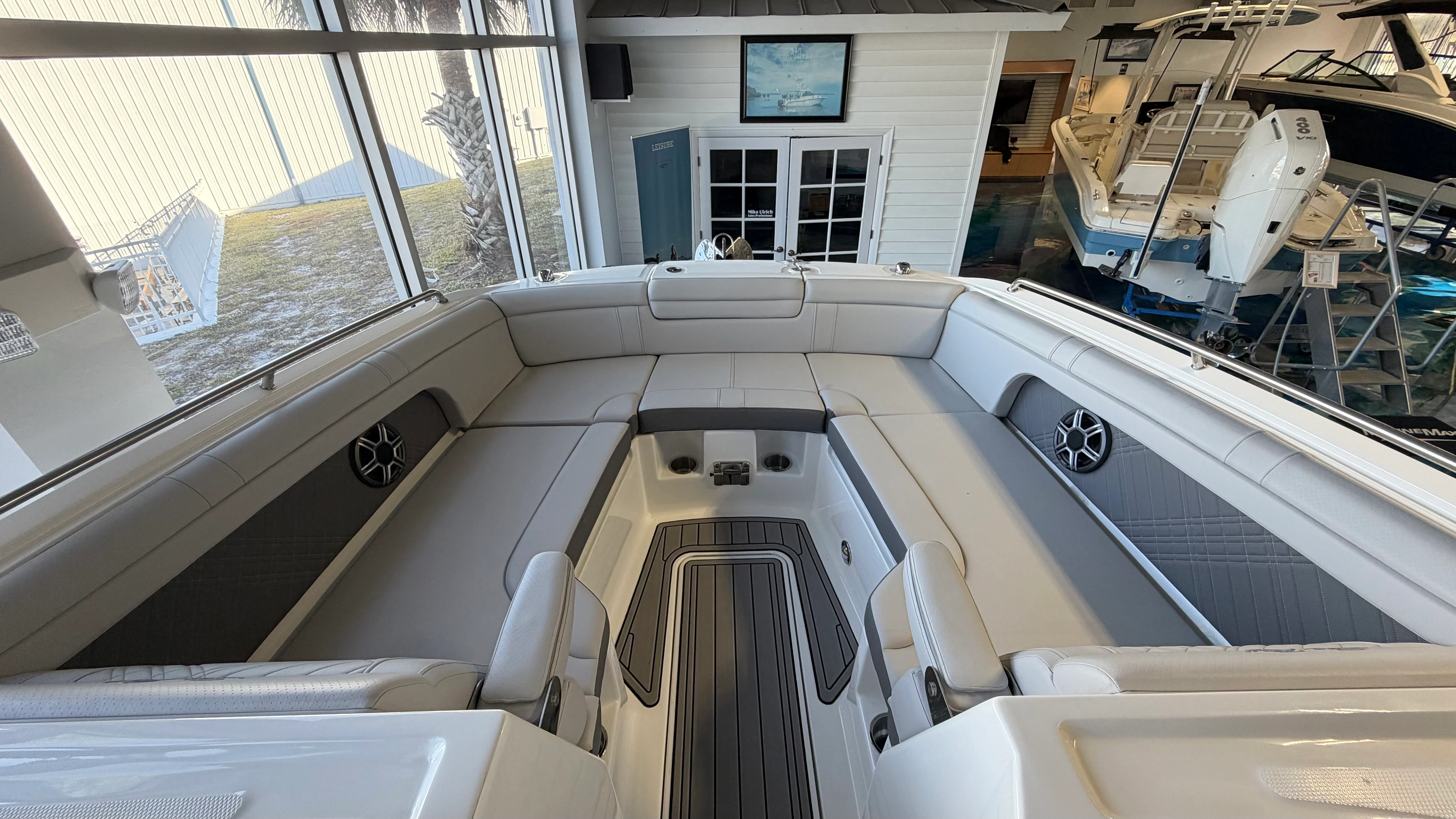 2026 Sea Ray SDX 290 Outboard Image Thumbnail #24