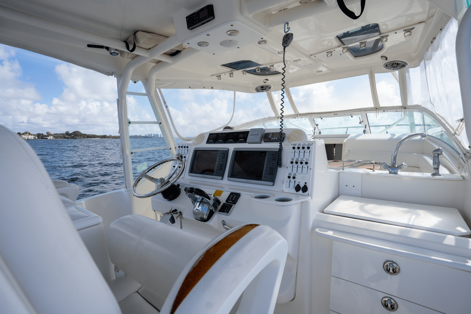 2008 Everglades 350 LX Image Thumbnail #15