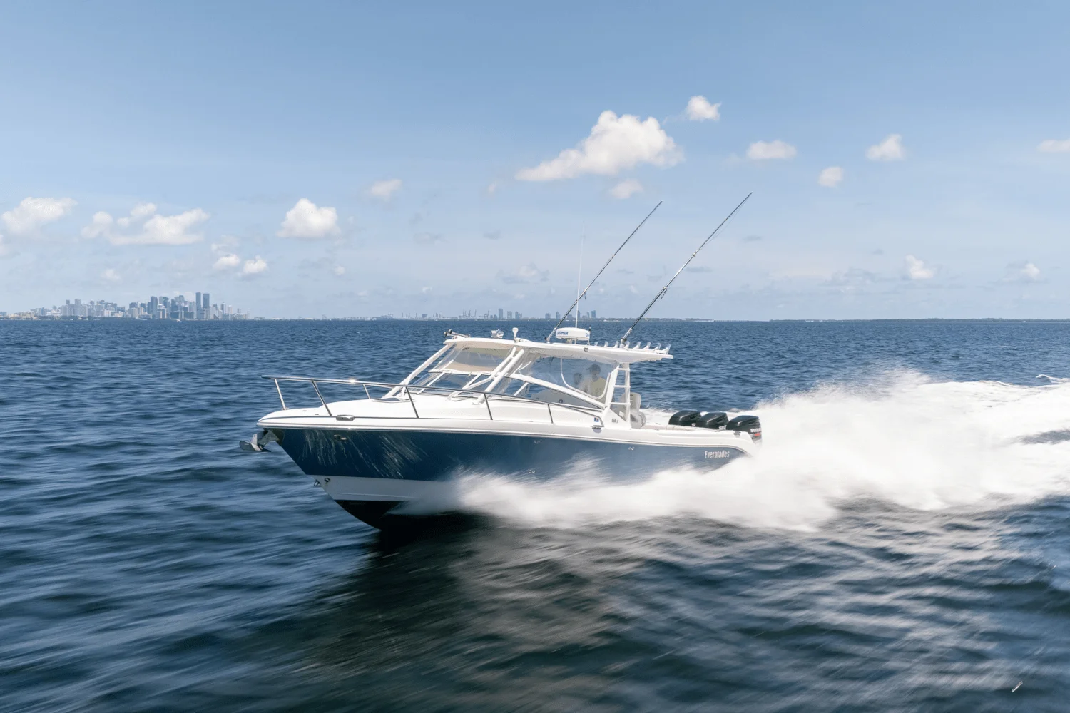 2008 Everglades 350 LX Image Thumbnail #4