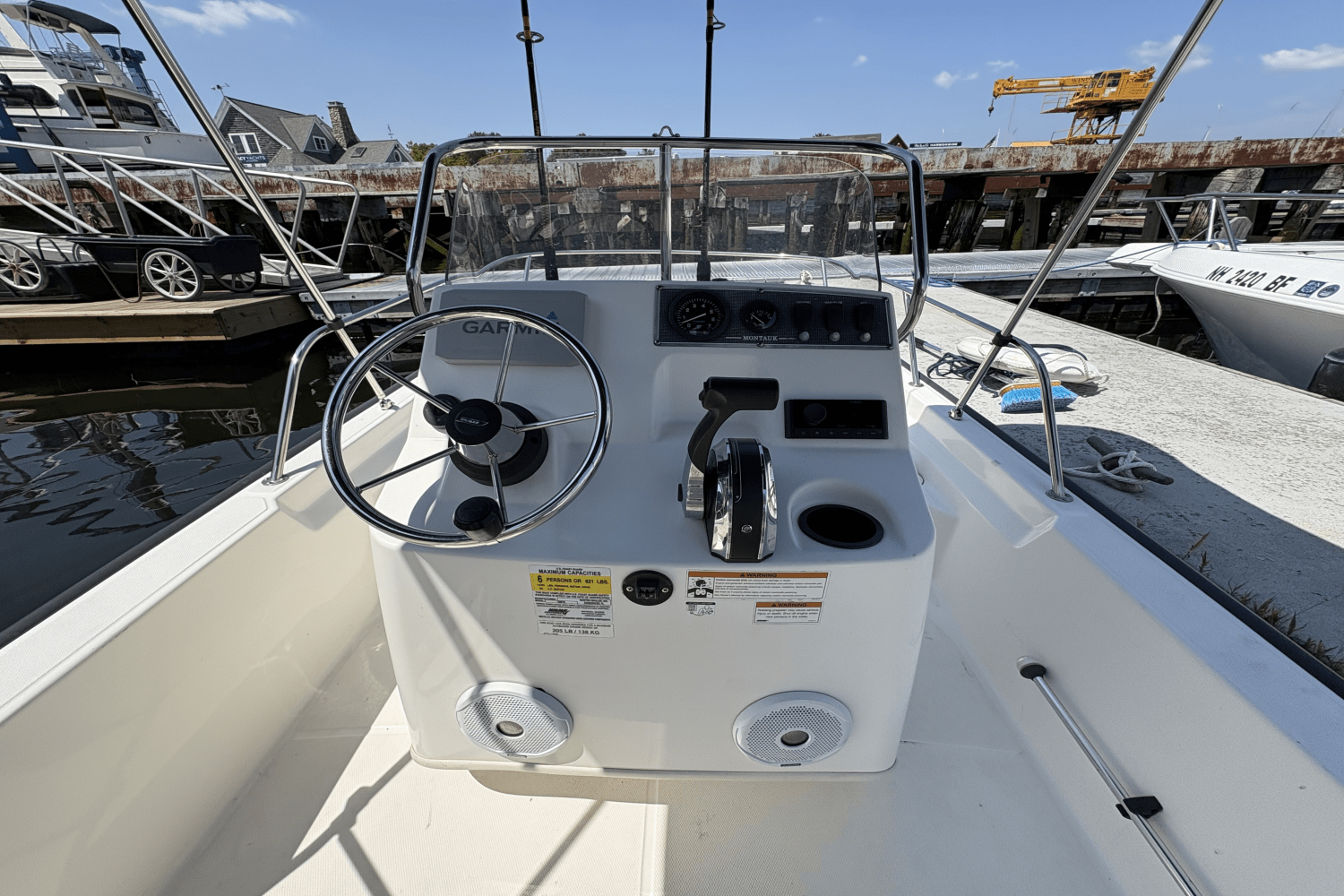 2019 Boston Whaler 150 MONTAUK Image Thumbnail #4