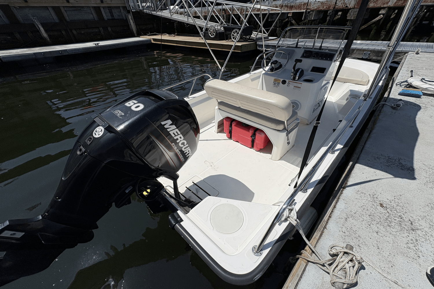 2019 Boston Whaler 150 MONTAUK Image Thumbnail #7