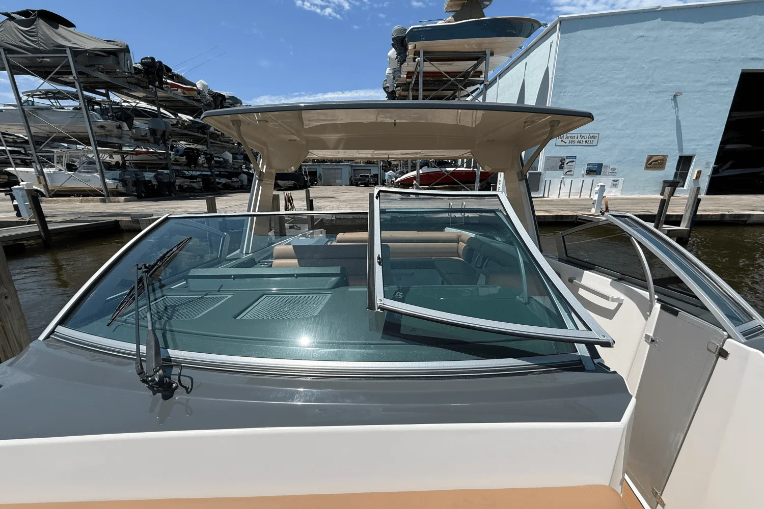 2022 Aviara AV 32 Image Thumbnail #17