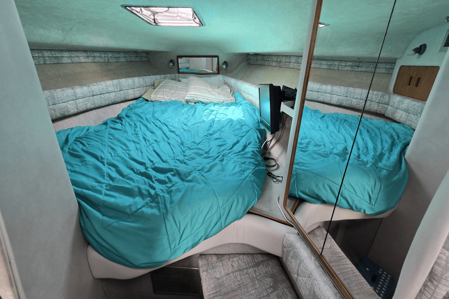 1991 Sea Ray 310 SUNDANCER Image Thumbnail #19