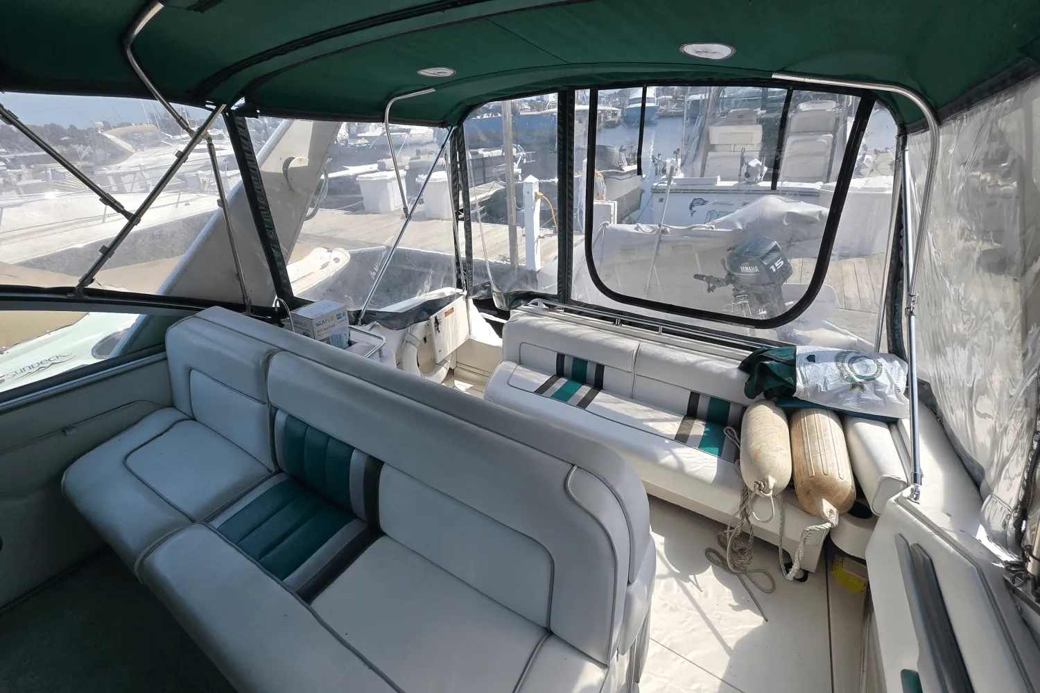 1991 Sea Ray 310 SUNDANCER Image Thumbnail #3