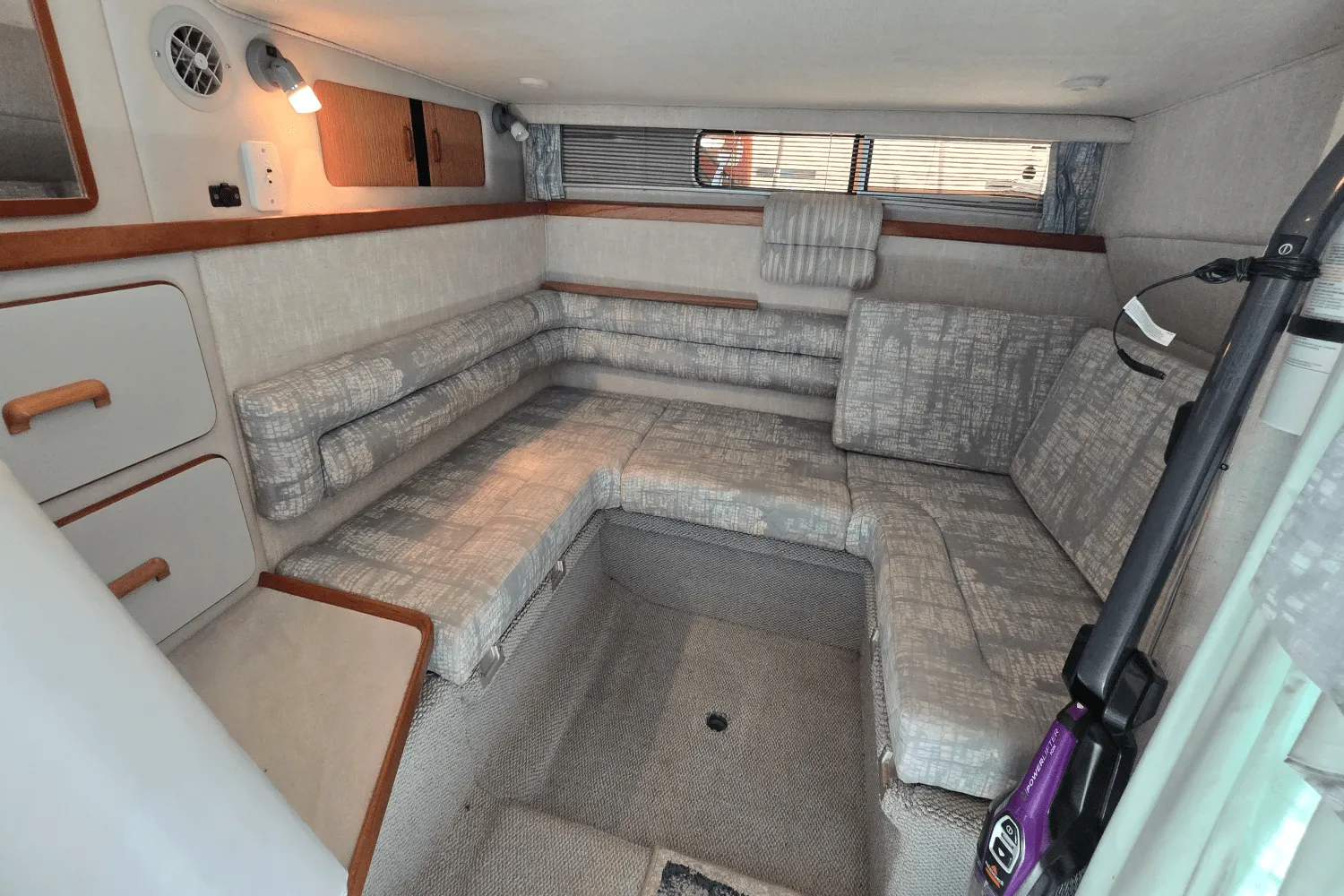 1991 Sea Ray 310 SUNDANCER Image Thumbnail #21