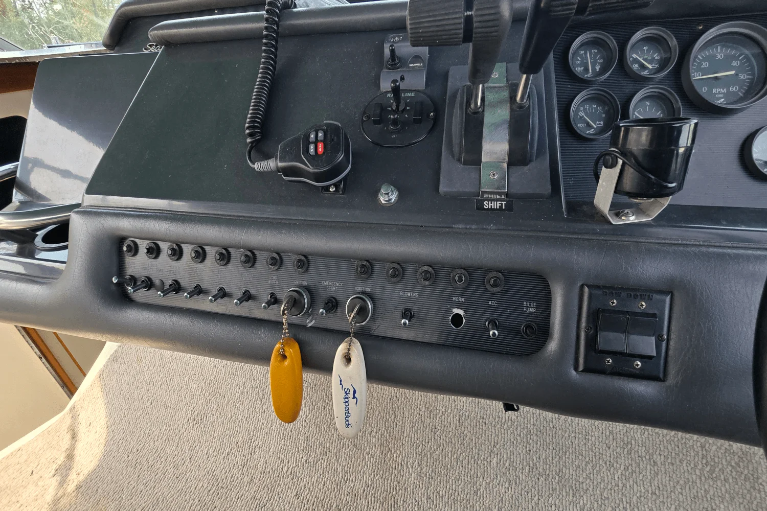 1991 Sea Ray 310 SUNDANCER Image Thumbnail #11